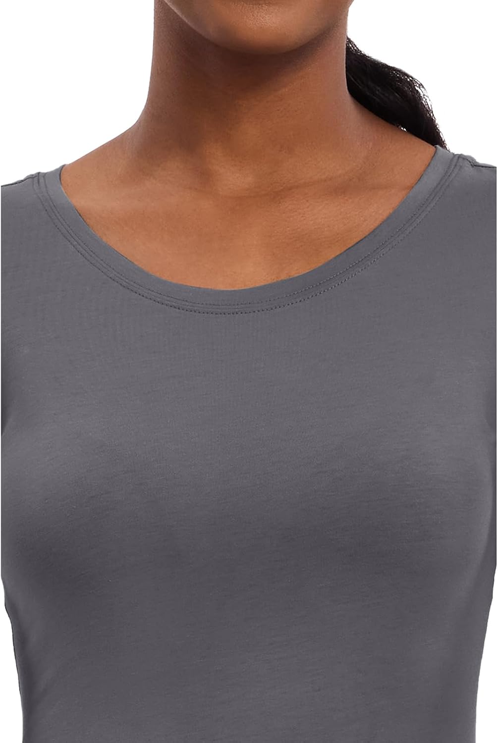 Detalle 2 de Healing Hands Women's Underscrub Top, Cotton Blend