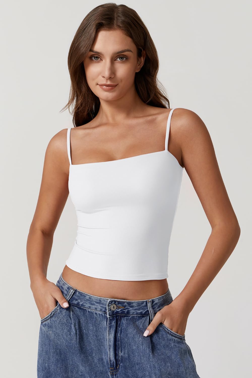 Detalle 2 de QINSEN Women's Double Lined Basic Tank Top with Adjustable Spaghetti Straps