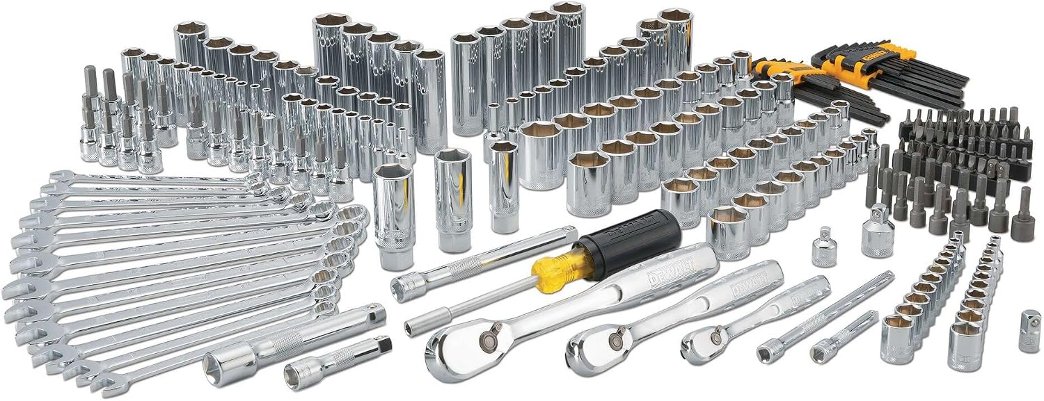 Detalle de DEWALT DWMT81535 247-Piece Mechanics Tool Set with 72-Tooth Ratchets