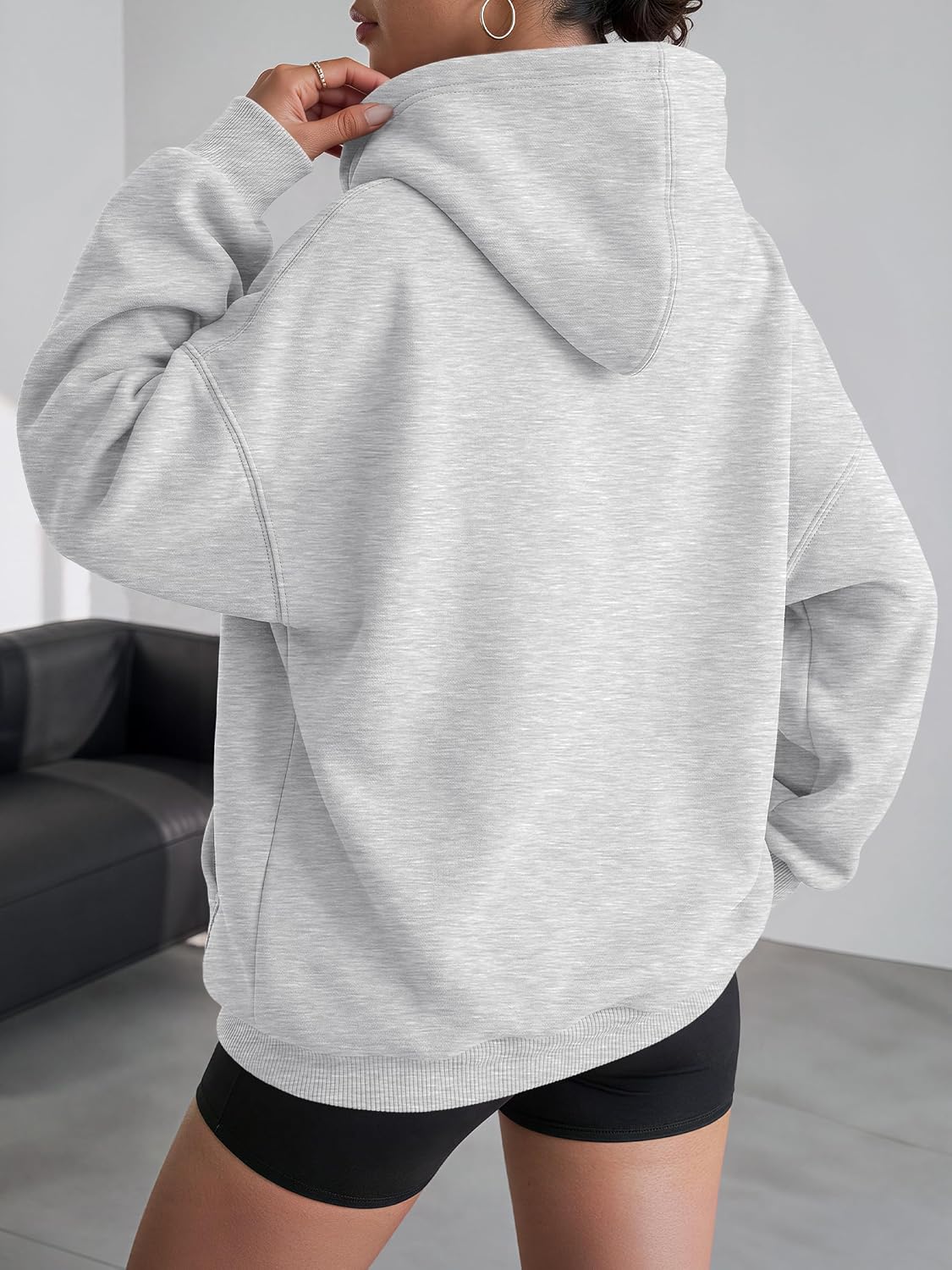 Detalle 2 de AUTOMET Women's Oversized Hoodie 100% Polyester