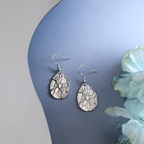 Thumbnail 3 de Weviway Silver Teardrop Hammered Dangly Earrings