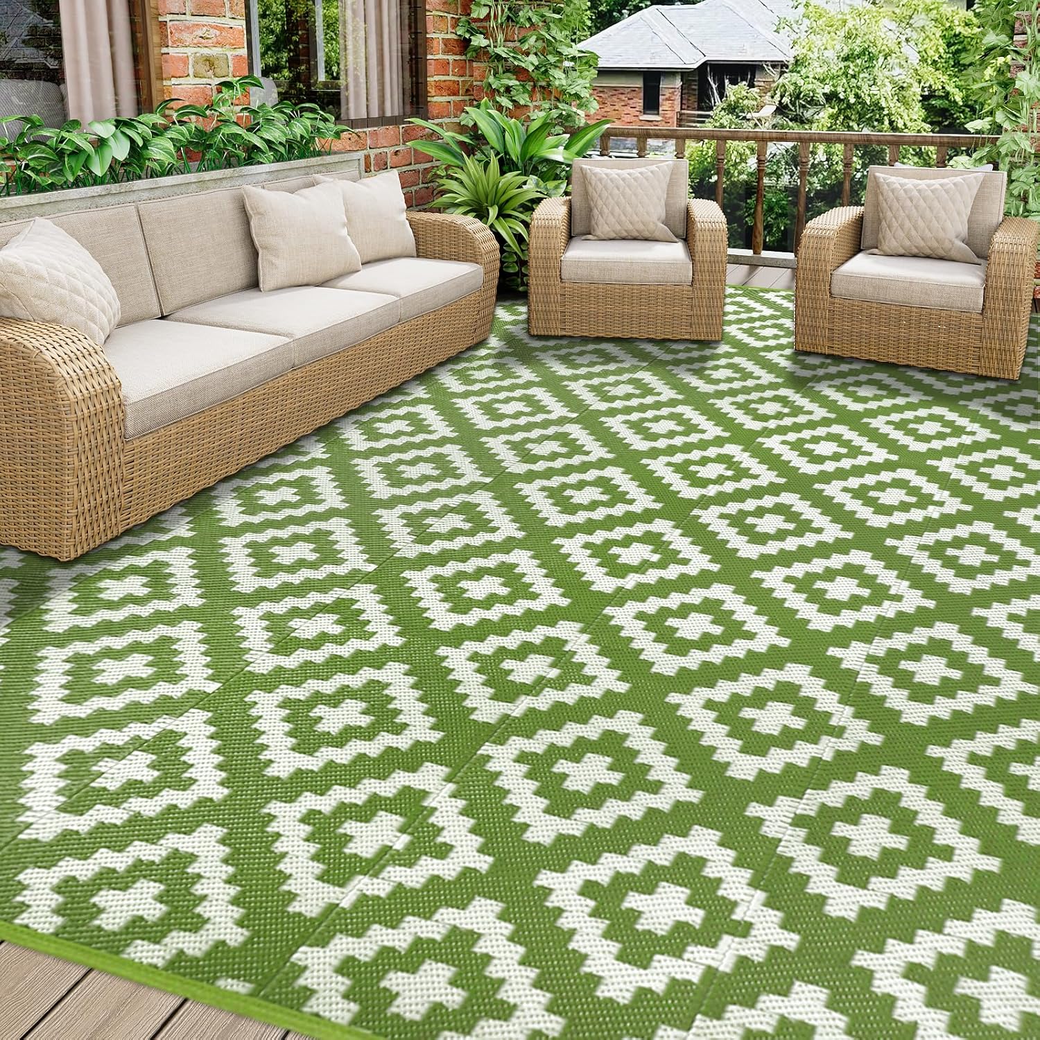 Homcomodar Outdoor Rug 270x365cm — Reversible, UV-Resistant Plastic Straw Deck Mat