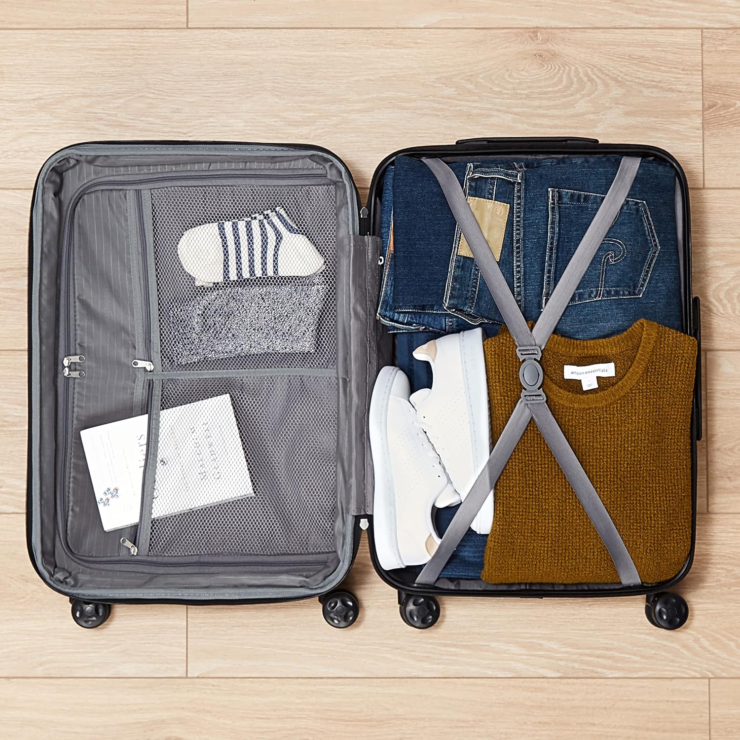 Detalle de Amazon Basics Hard Shell Small Suitcase (55cm) – Expandable ABS, Navy Blue