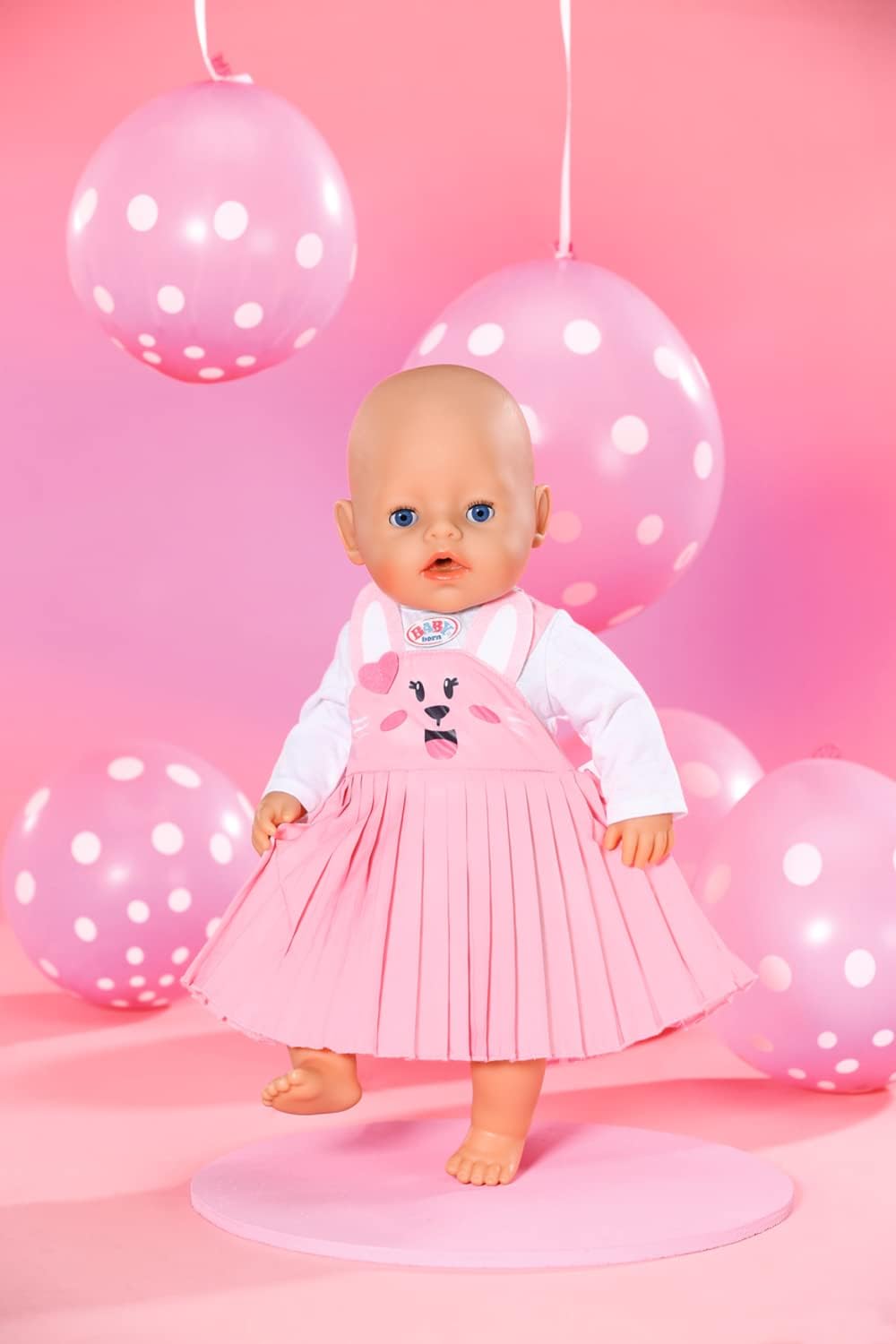 Detalle 2 de Baby Born Robe de Lapin pour poupées 43 cm – Ensemble complet avec robe, haut à manches longues et cintre