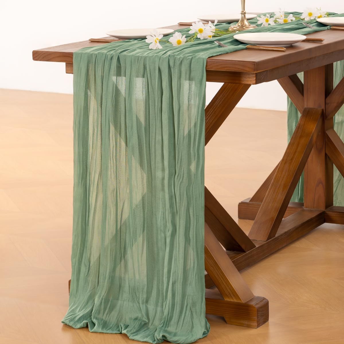 Detalle 2 de Socomi 6pcs Sage Green Cheesecloth Table Runner 120in ๐
