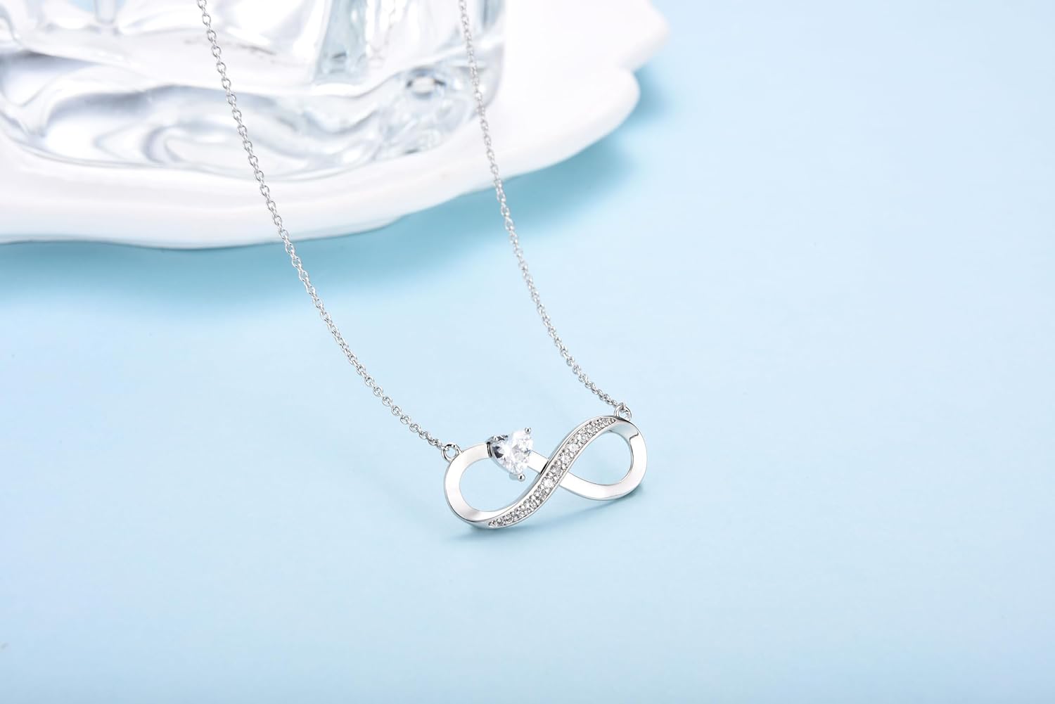 Thumbnail 3 de ADVIOK Infinity Necklace for Women in 925 Sterling Silver with Heart Cubic Zirconia Pendant