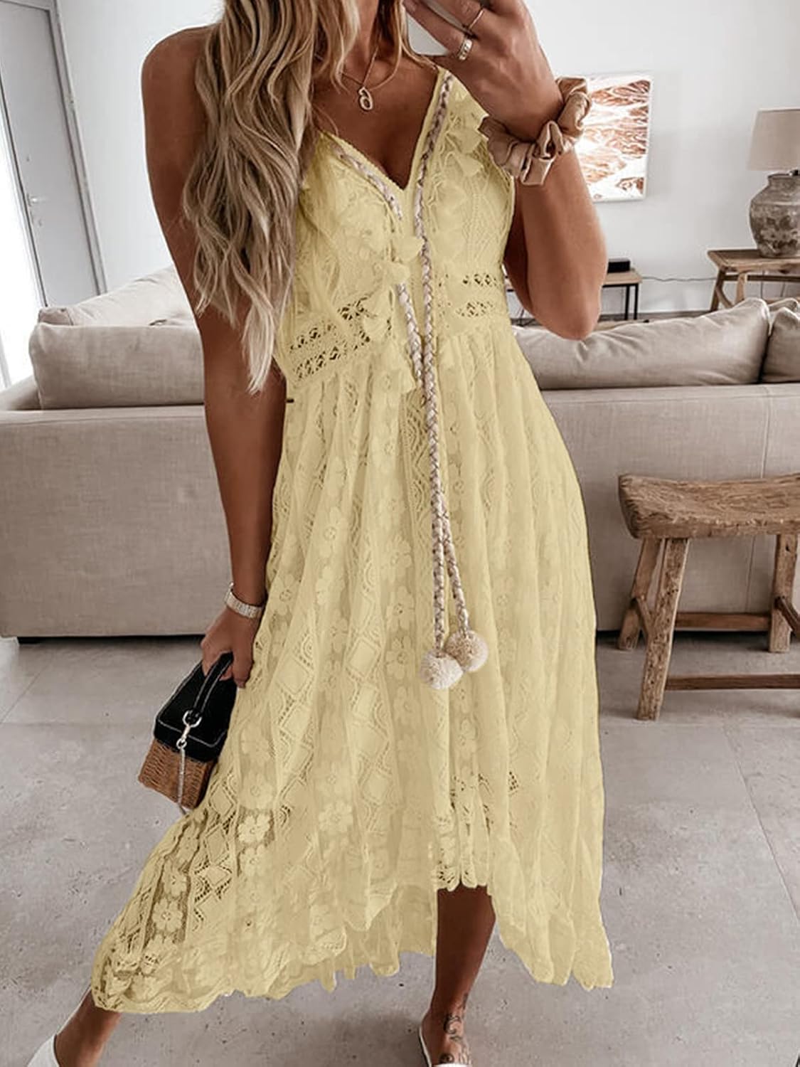 Detalle de CUPSHE Damen Sommerkleid V-Ausschnitt Floral Spitze mit Quasten – High-Low Maxi