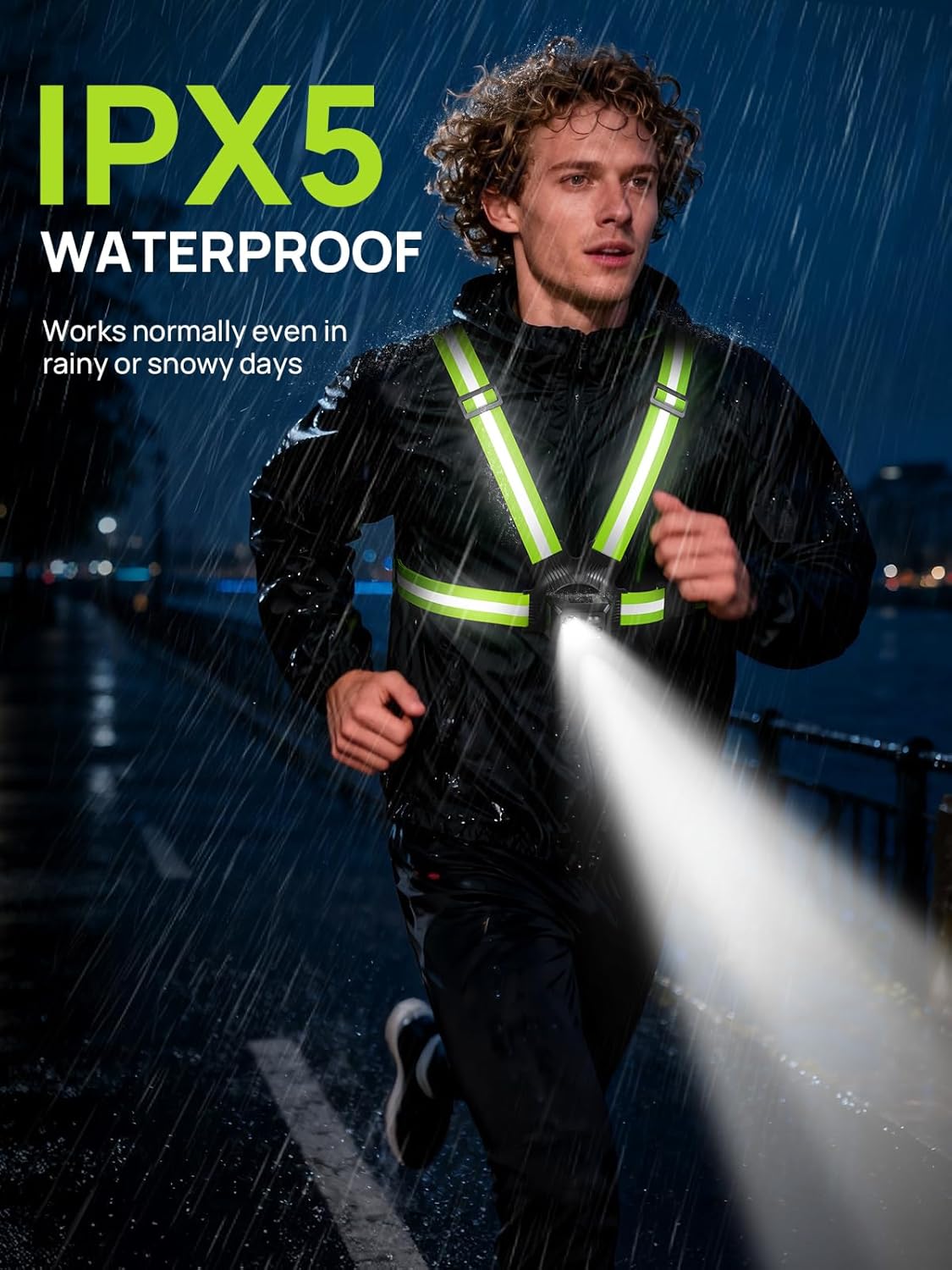 Detalle de ACSO Running Lights for Runners (500-lumen) with 360° reflective vest, adjustable 45° light and USB-C charging