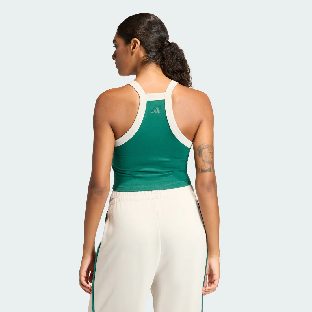 Detalle de Adidas Camiseta de tirantes con bordado Seasonal Essentials Colorpop – Verde