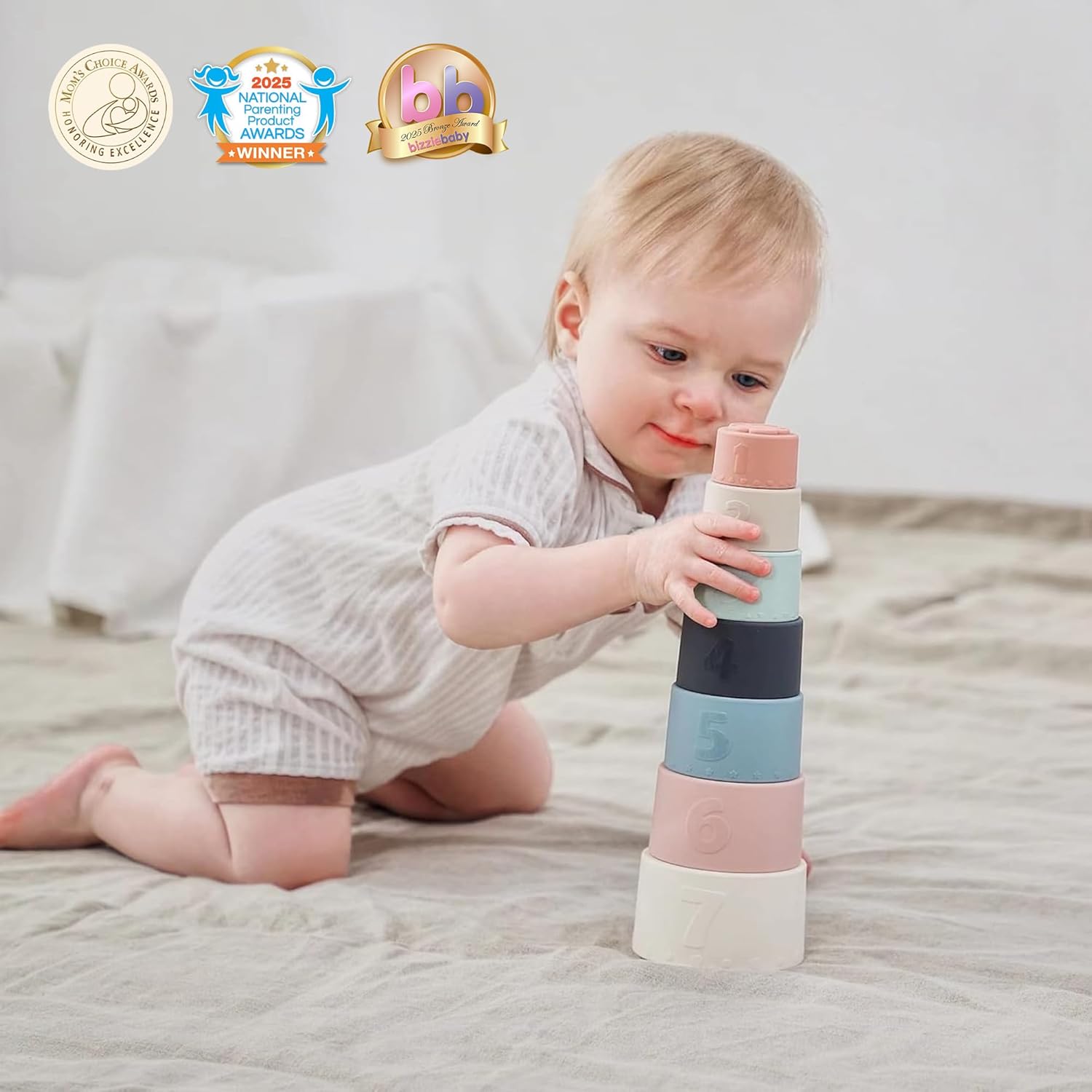 Thumbnail 3 de Moonkie Baby 7-Piece Silicone Stacking Cups & Teether Set (7 months+)