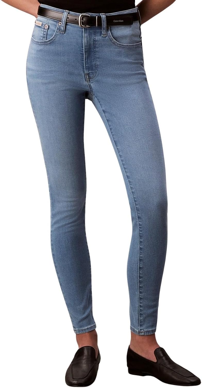 Detalle de Calvin Klein Women’s Mid Rise Skinny Light Cape Jeans