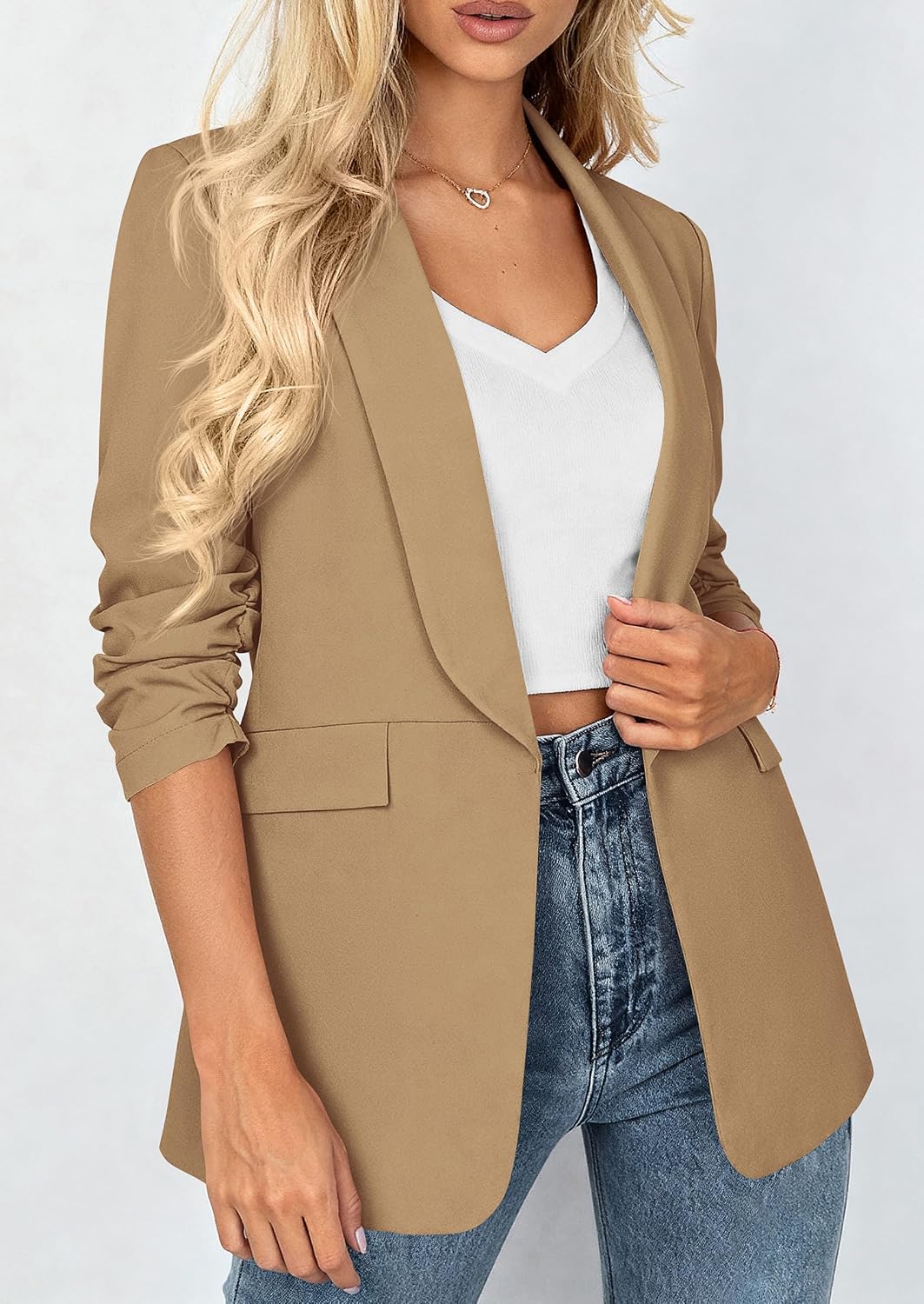Detalle de PRETTYGARDEN Women's Lightweight Blazer with Ruched 3/4 Sleeves