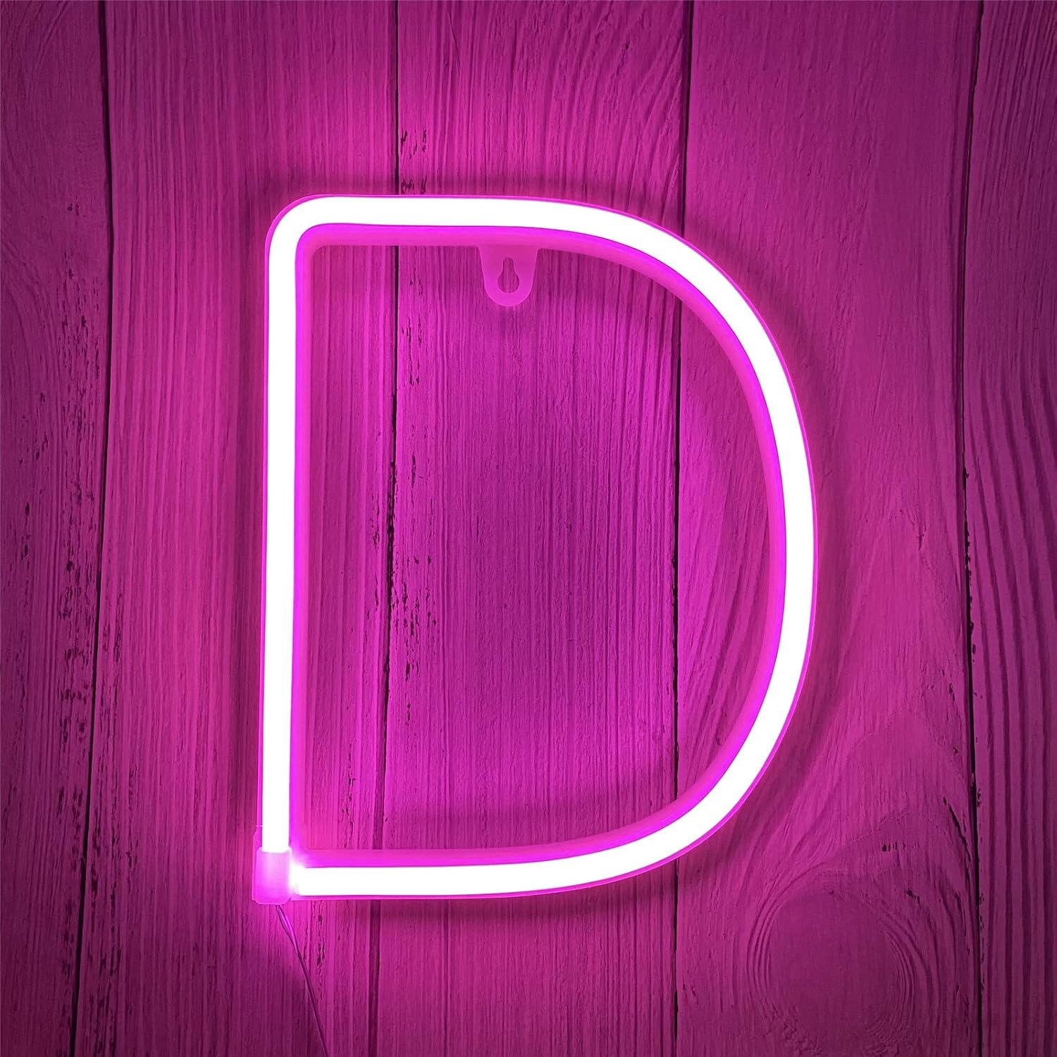 Thumbnail 6 de DWOOKE LED Light Up Letter V for parties