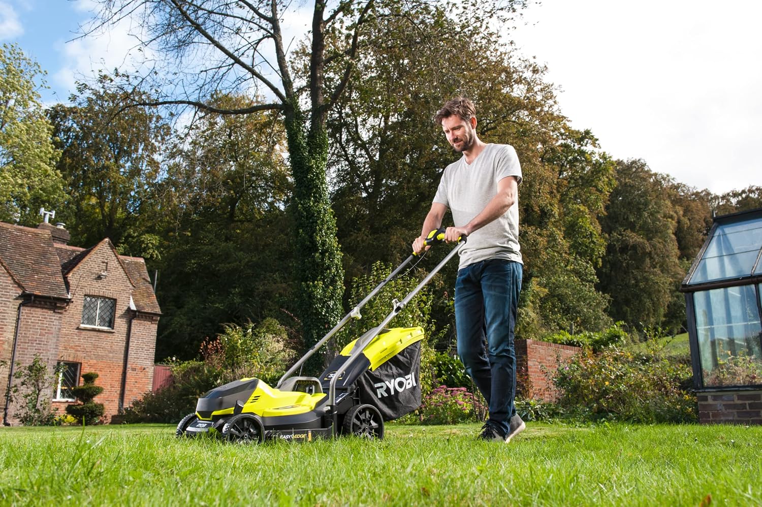 Detalle 2 de RYOBI - Cortacésped Inalámbrico 18V ONE+ Ø33cm