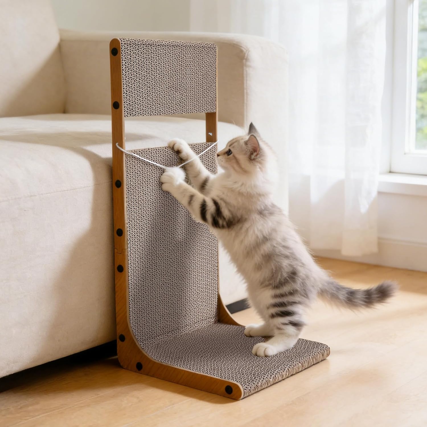Detalle de L Shaped Cat Scratcher, 64CM Vertical Scratching Pad with Interactive Ball Toy