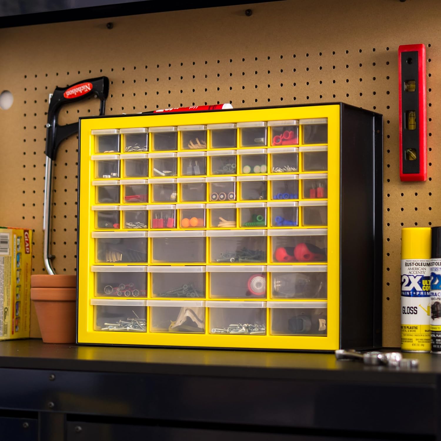 Detalle de IRIS USA 500176 44-Drawer Plastic Parts Cabinet, Yellow, Stackable