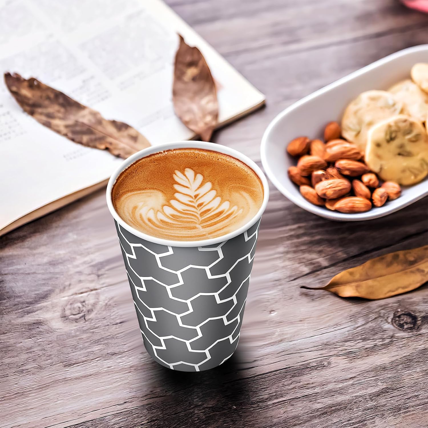 Detalle 2 de Huifany 12 oz Paper Cups (240 Pack) – Disposable Insulated Cups for Hot and Cold Drinks
