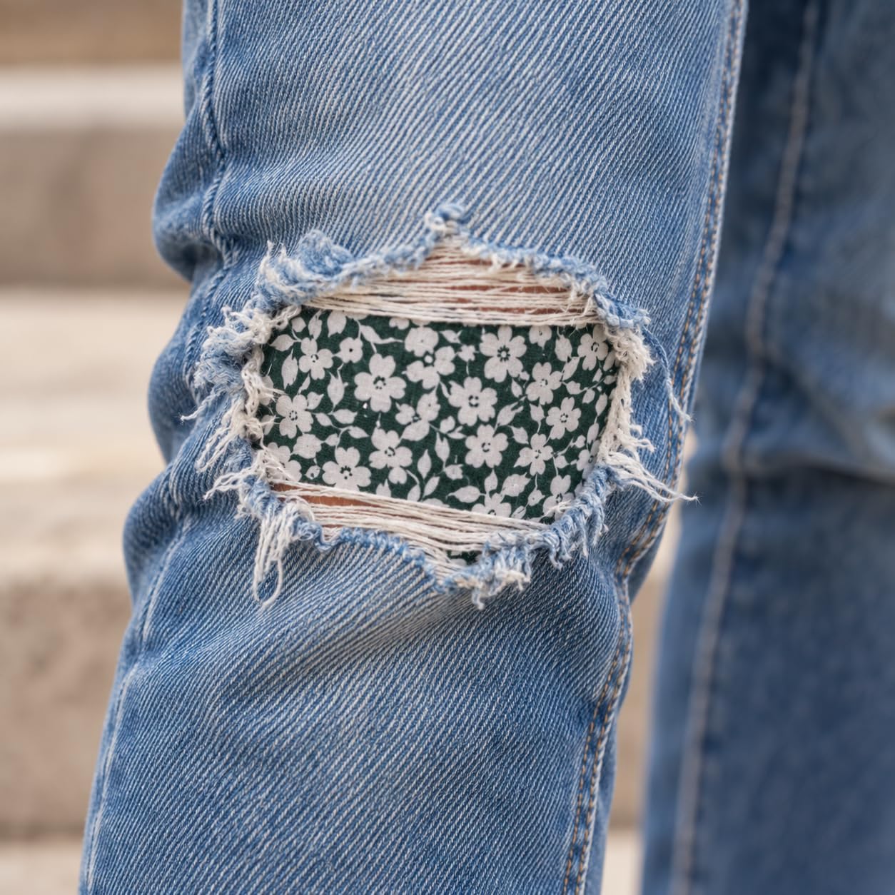 Detalle de HoleyPatches Stretch Denim Patches 5" x 5