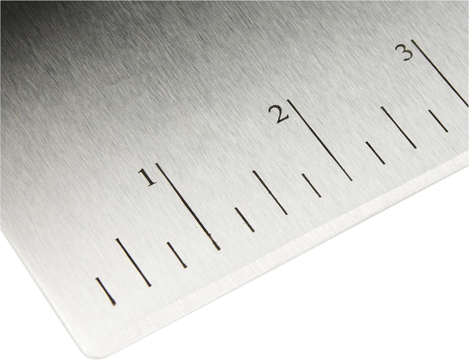 Detalle 2 de Amazon Basics Multi-purpose Stainless Steel Scraper, 15.5 cm – Black & Silver
