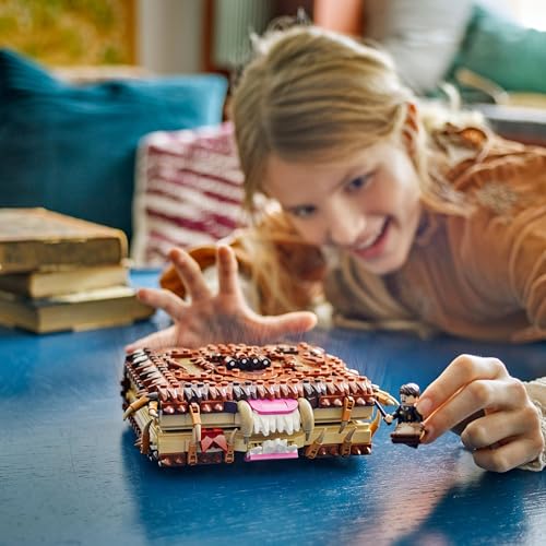 Thumbnail 8 de LEGO Harry Potter 76449 Monstruoso Libro de los Monstruos Mordedor con carga manual y minifigura de Neville Longbottom