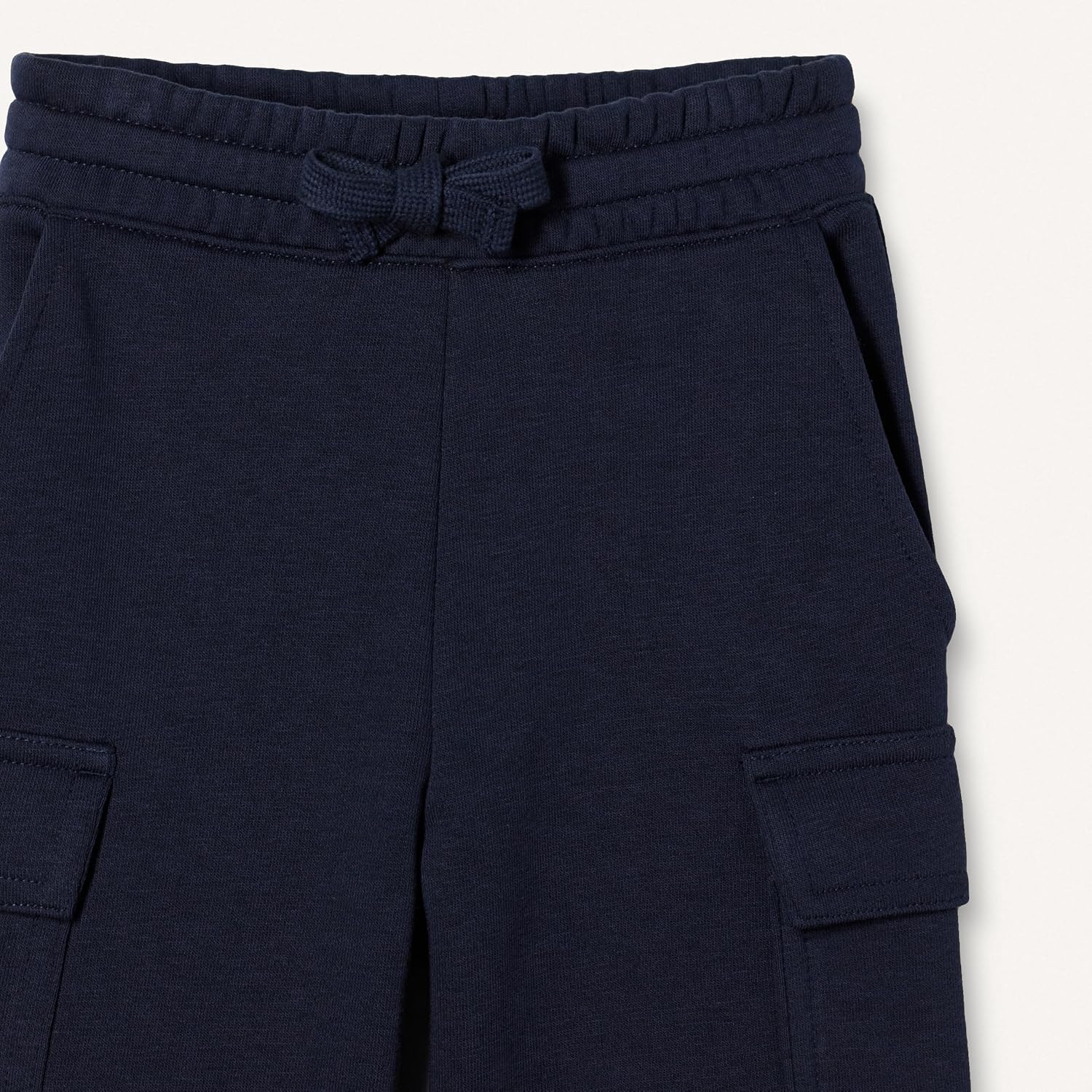 Thumbnail 3 de Amazon Essentials Jungen Cargo-Sweat-Shorts aus Frottee (Relaxed Fit) für aktive Tage
