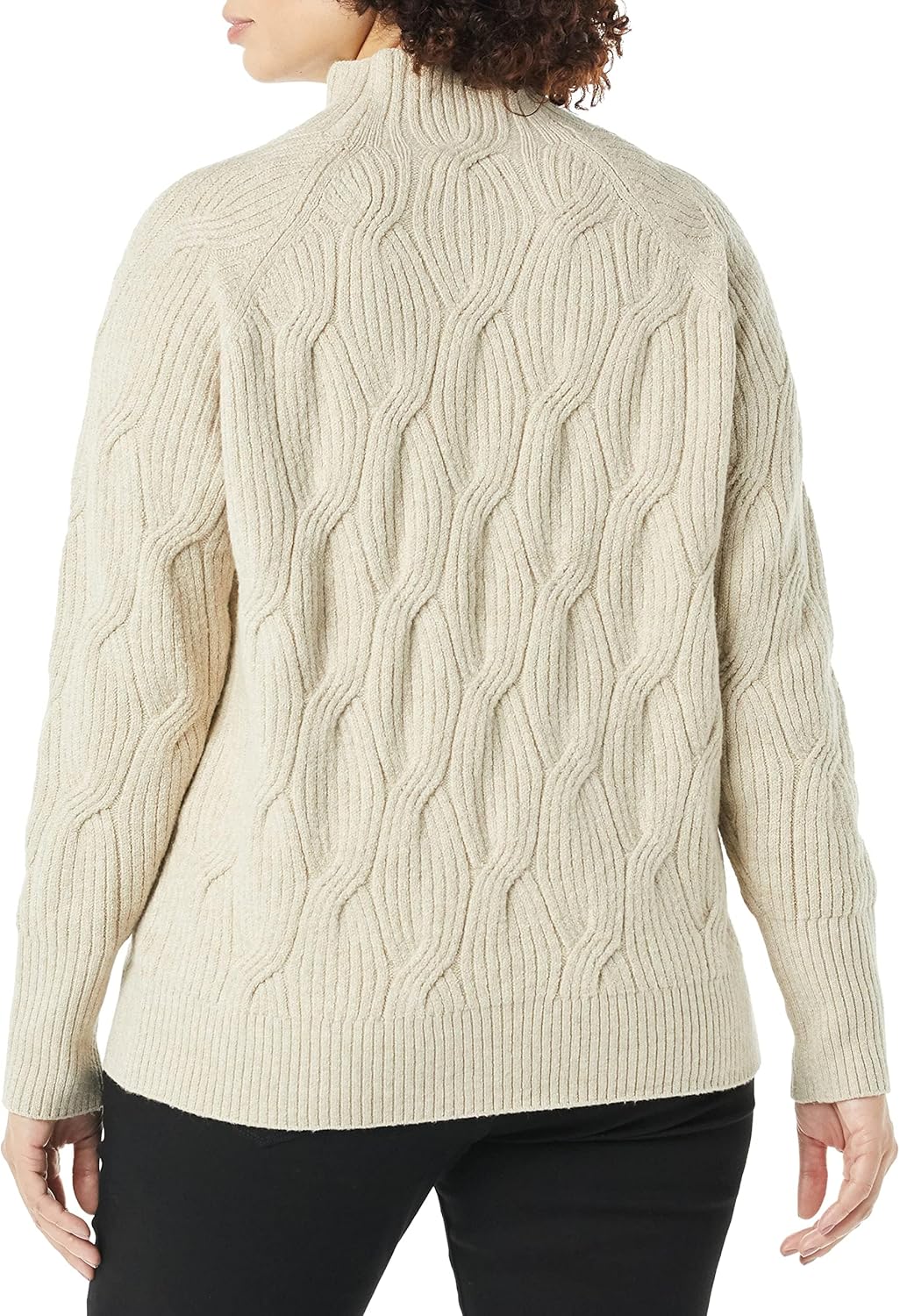 Thumbnail 1 de Amazon Essentials Women's Soft Touch Cable Knit Funnel Neck Jumper