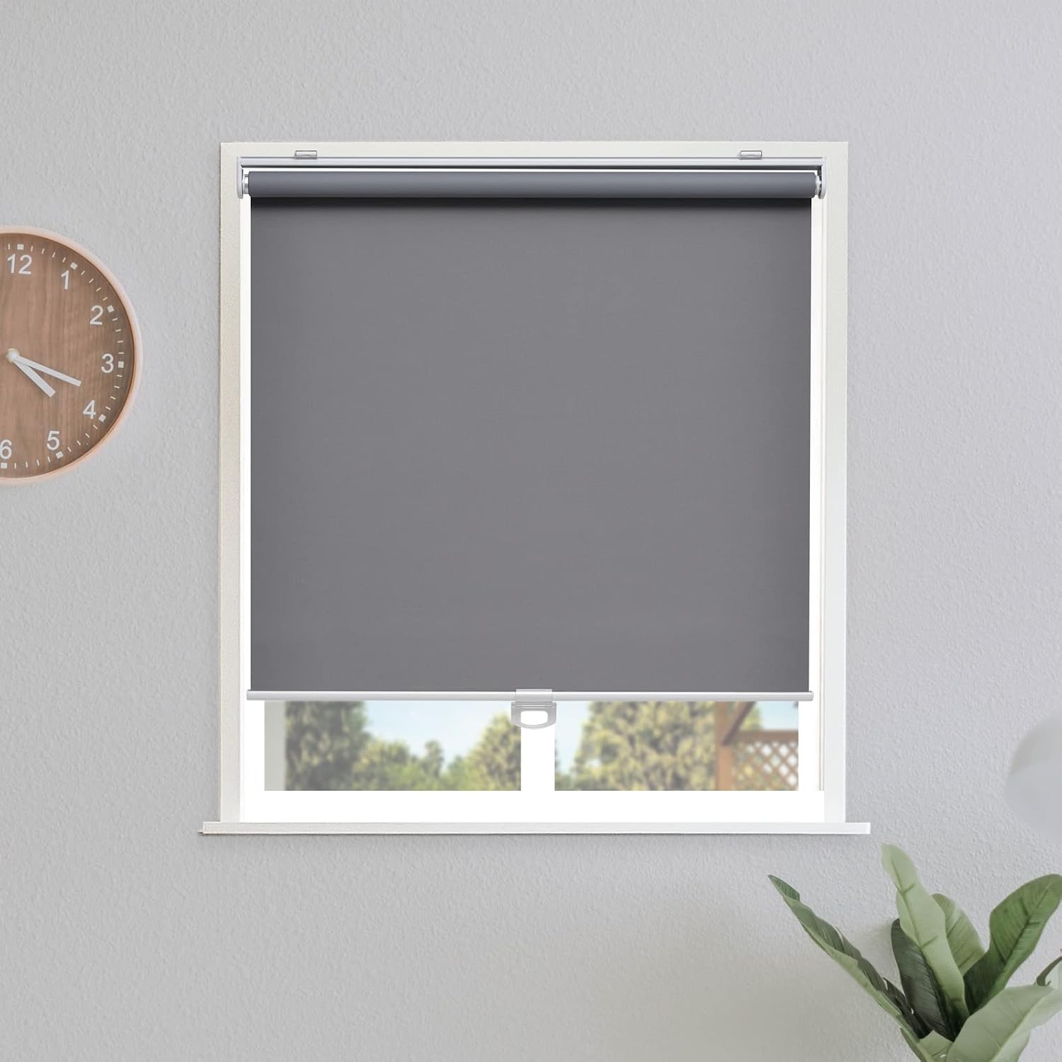 Detalle de Sunoff Cordless Blackout Roller Shades (28" W x 72" H) — Grey, Thermal Insulated, Easy Install