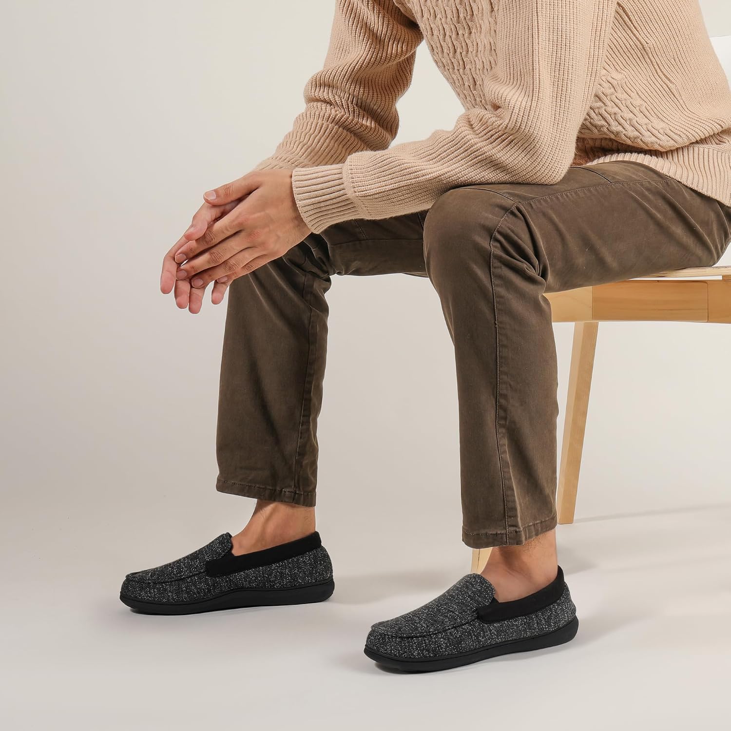 Detalle 2 de RockDove Tweed Memory Foam Moc Slipper