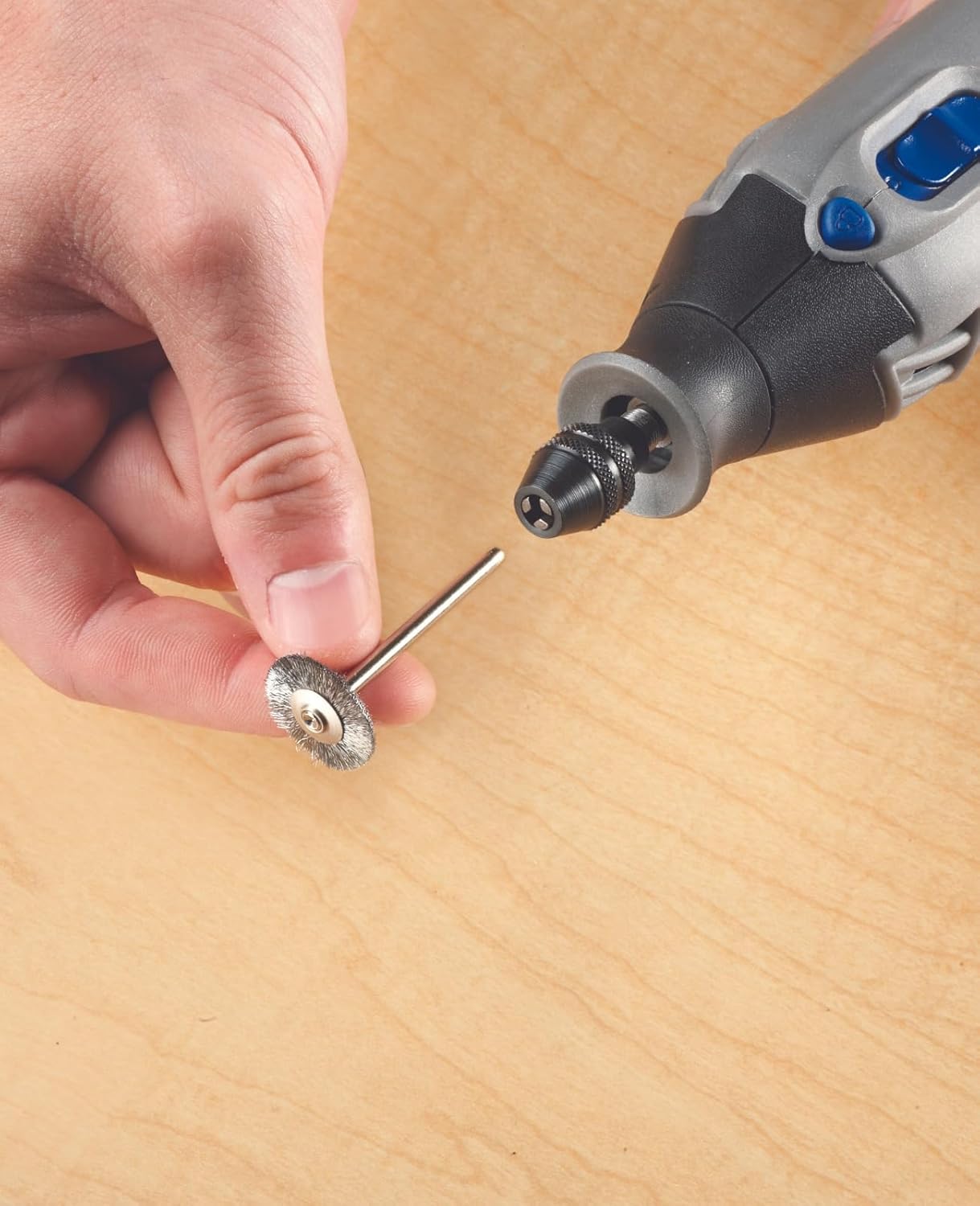 Thumbnail 5 de Mandrin universel autoserrant Dremel 4486 (0,8 à 3,2 mm) pour outil multifonction rotatif