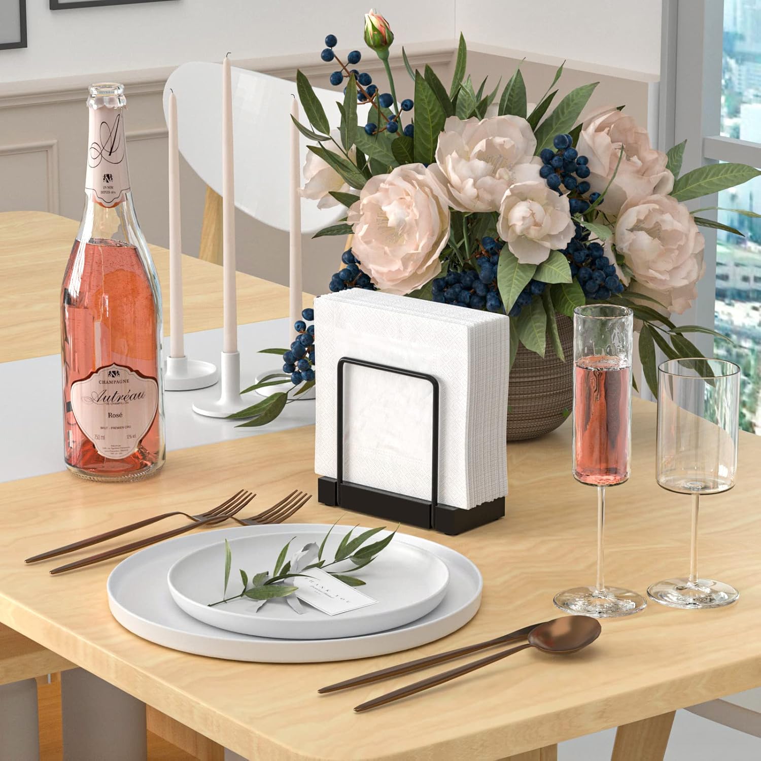 Detalle 2 de Wican Napkin Holder Bamboo Stand for Table