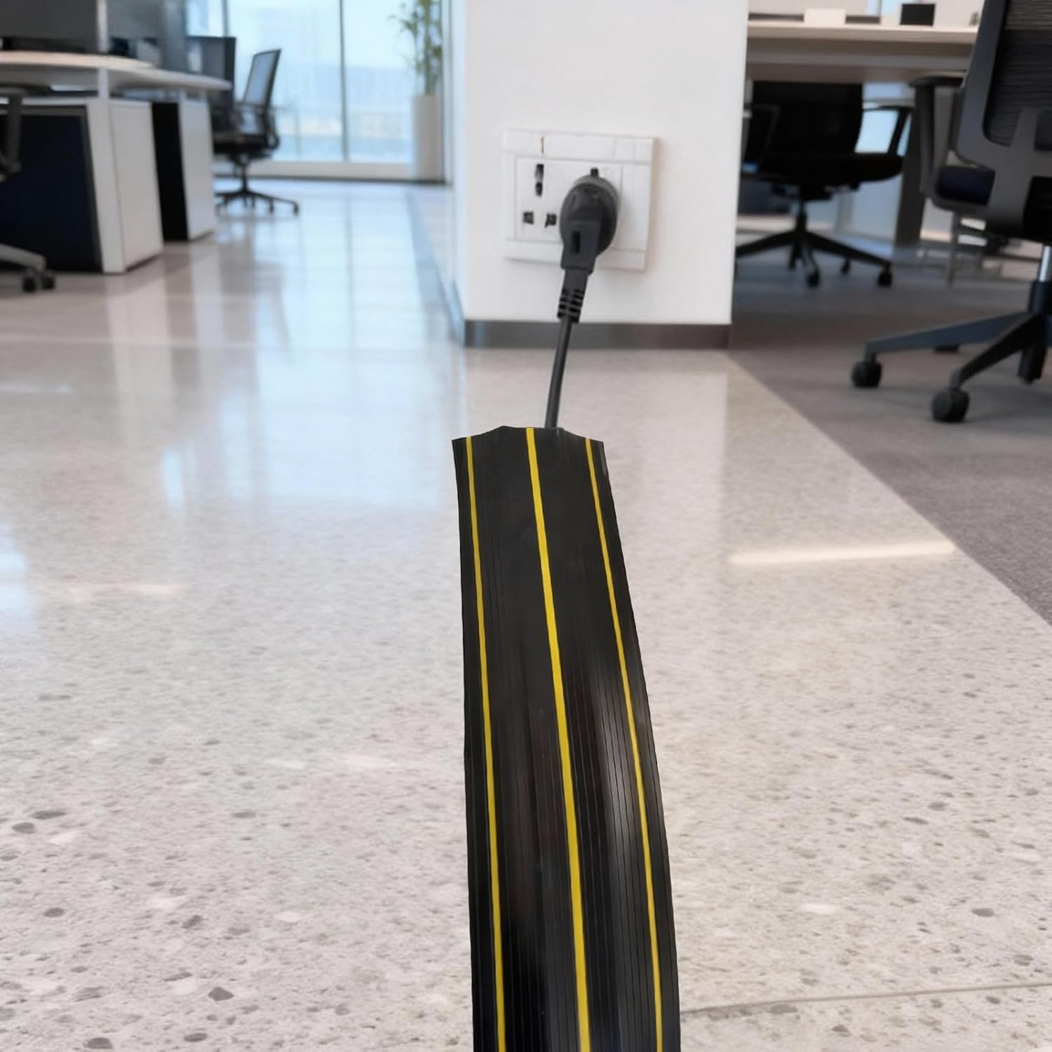 Thumbnail 3 de Hniuyun Floor Cable Cover: 2m Triple Channel PVC Protector for Wires on Floor