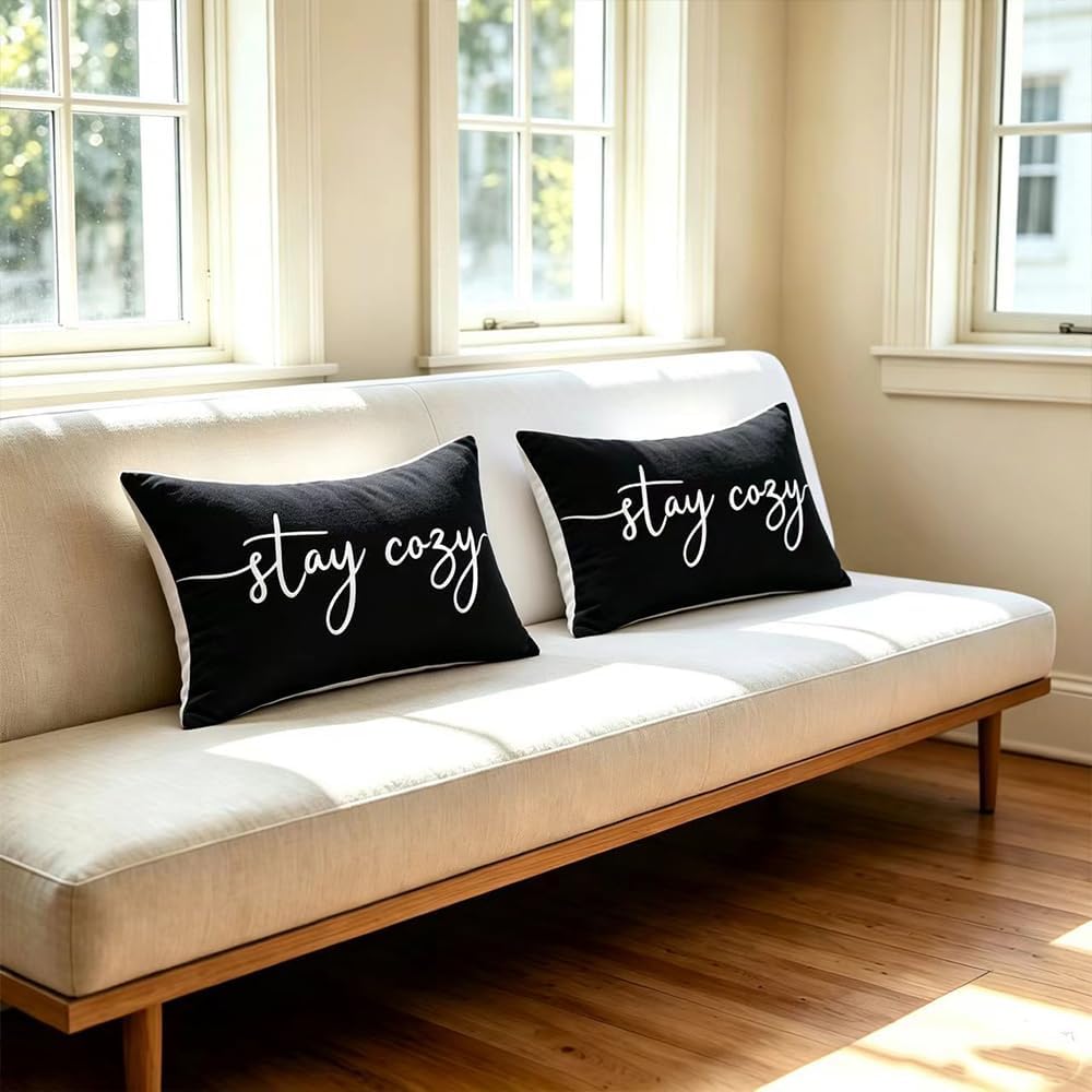 Detalle 2 de rowjow Stay Cozy waterproof throw pillow covers, black, 12 x 20 in, 2-pack