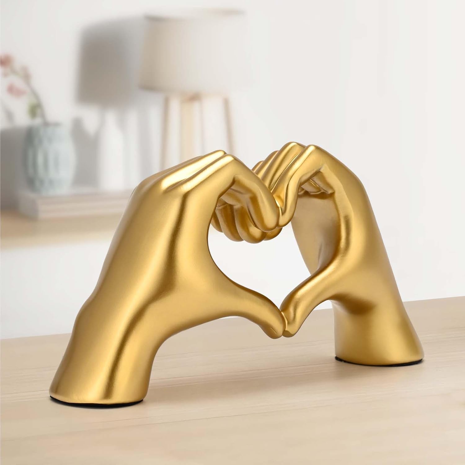 Detalle de Heart Hands Sculpture Gold Resin 1 Piece Home Decor 🏺