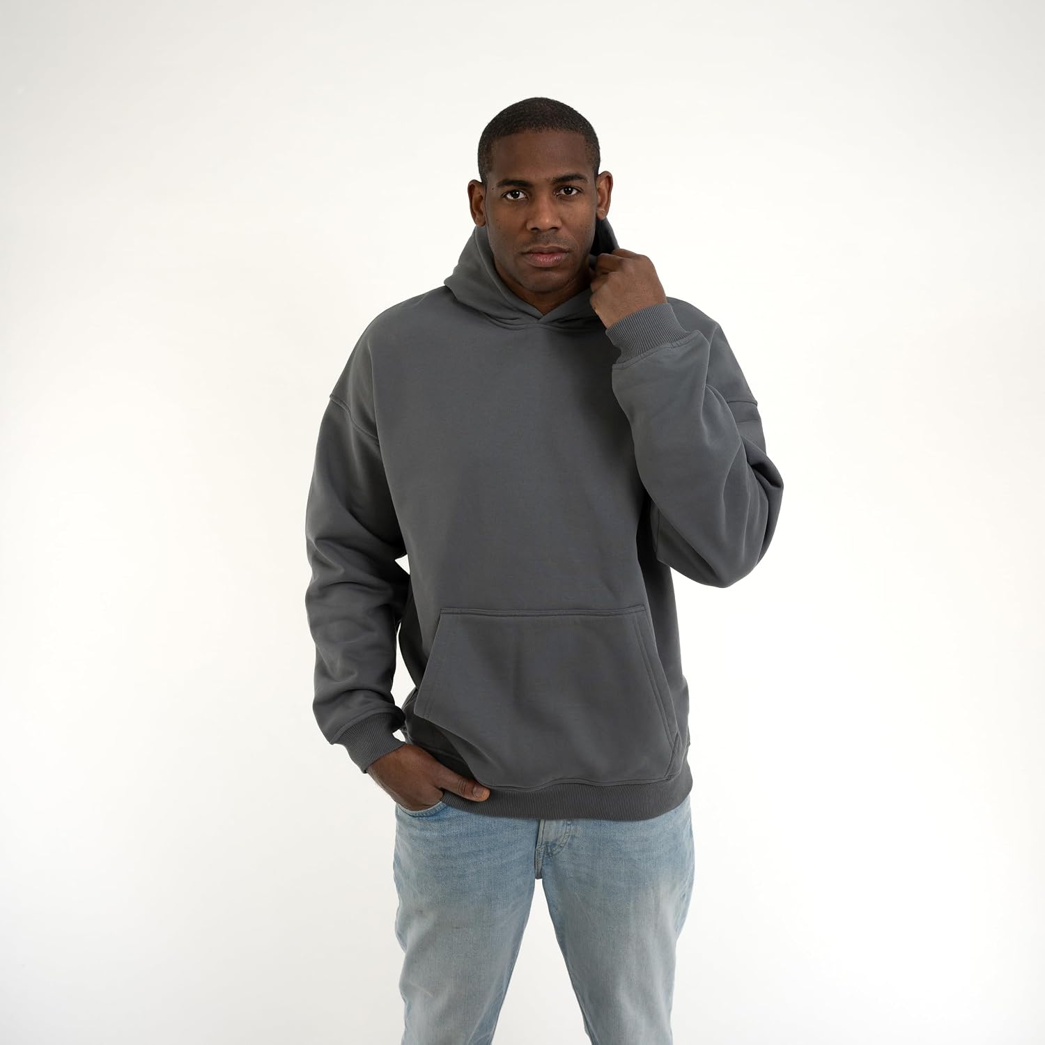 Detalle de Johnny Urban Cody hoodie oversize unisex in jersey leggero e tessuto pesante