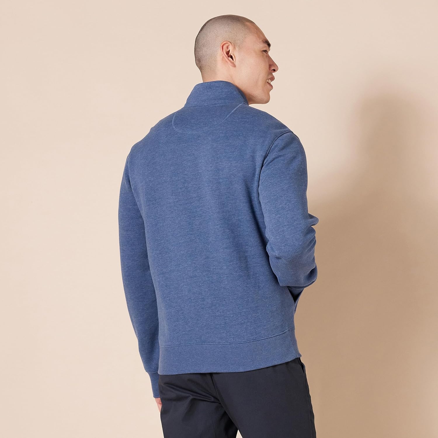 Thumbnail 1 de Amazon Essentials Herren Regular-Fit Fleece-Sweatshirt mit Stehkragen und Reißverschluss (mittelschwer)