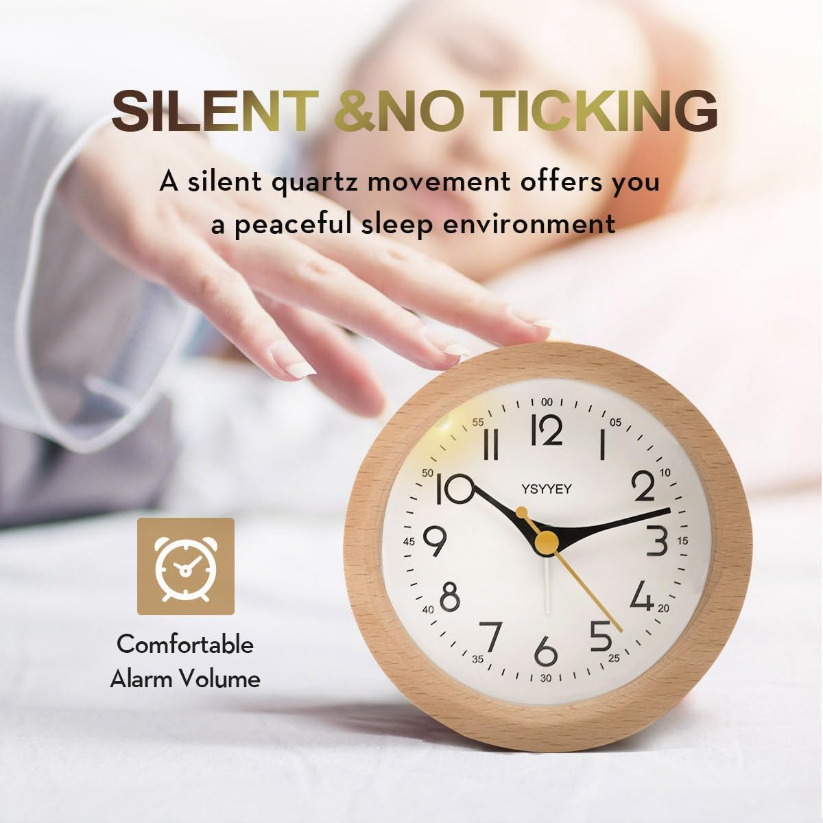 Detalle 2 de YeyYey Wooden Alarm Clock Silent Analogue – Natural Wood Bedside Clock with Snooze