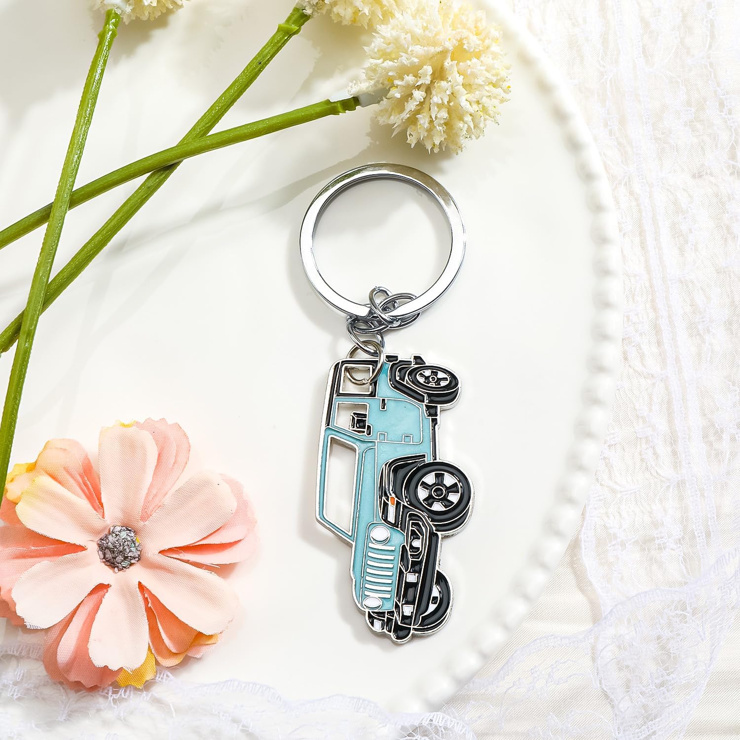 Thumbnail 3 de Gallkeat Mini Car Model Keychain: Blue Metal Charm for Everyday Style