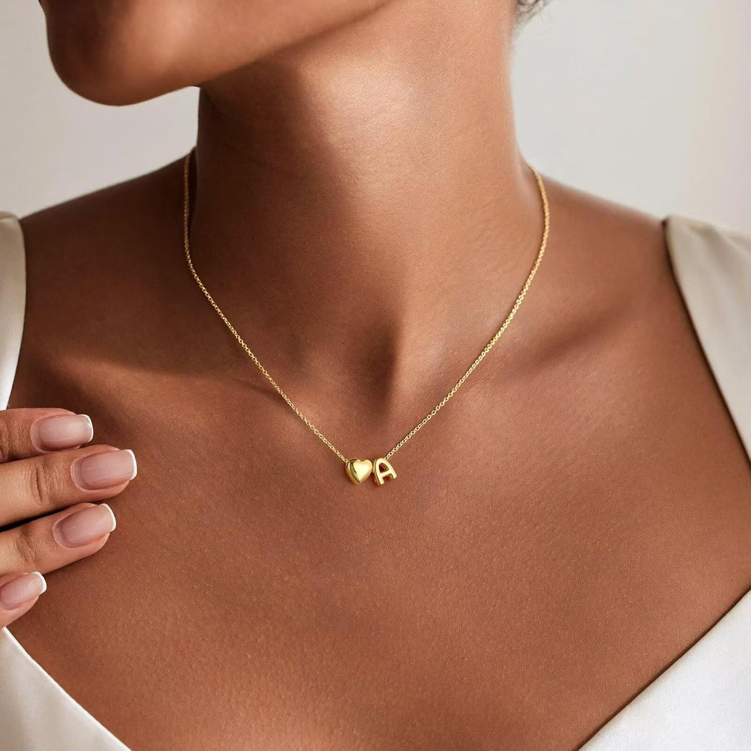Detalle 2 de TINGN Collier femme en or plaqué 14 carats avec lettre initiale en cœur – chaîne 40 cm + extension