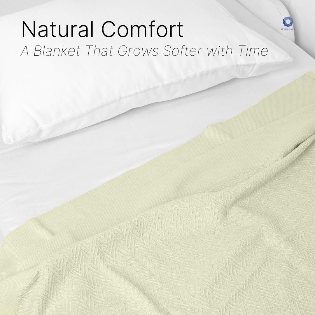 Detalle 2 de 9Threads Herringbone Cotton Blanket 108" × 90"