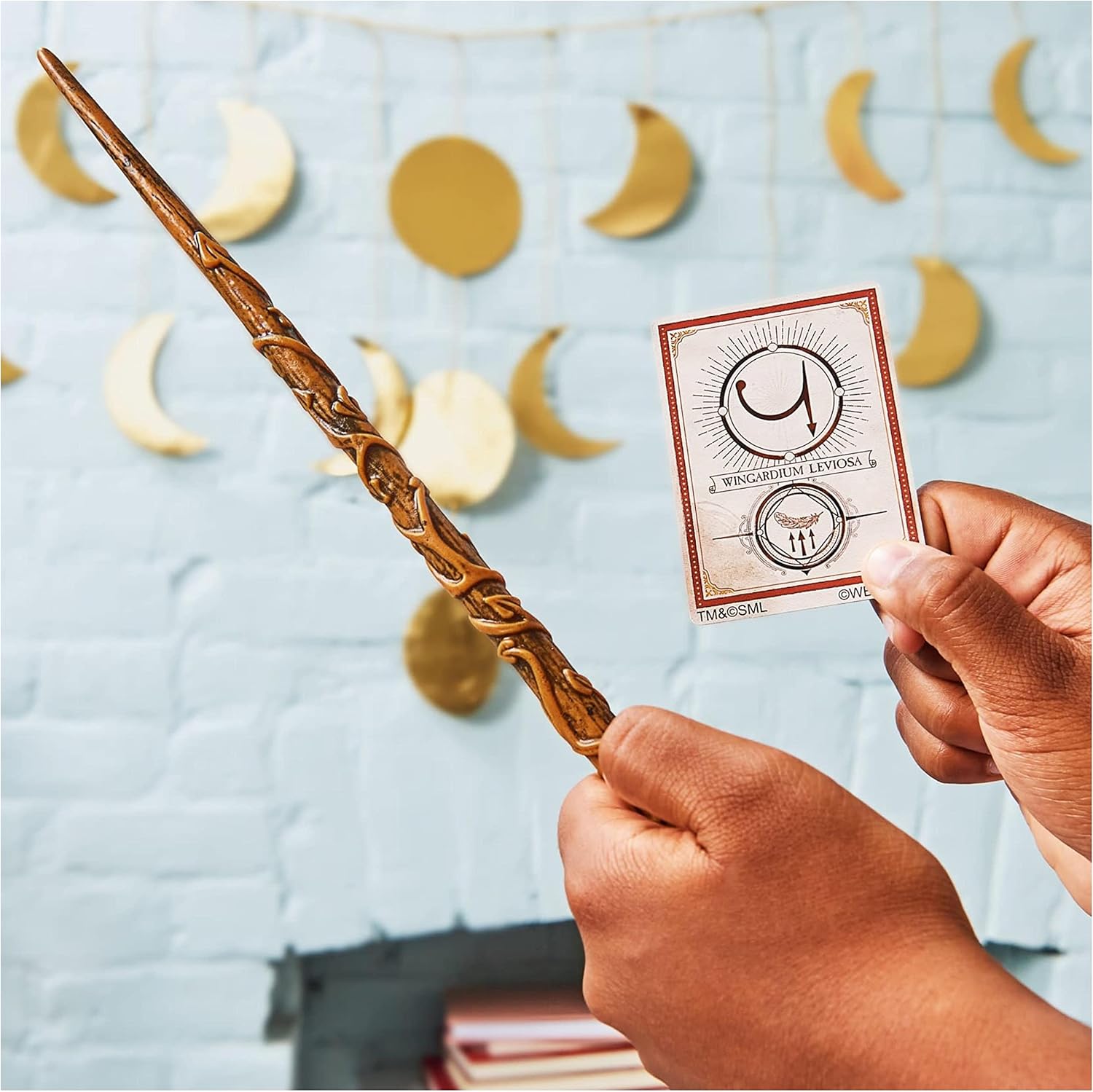 Thumbnail 6 de Bacchetta degli Incantesimi di Hermione Granger – Wizarding World, 30,5 cm con Carta Incantesimo