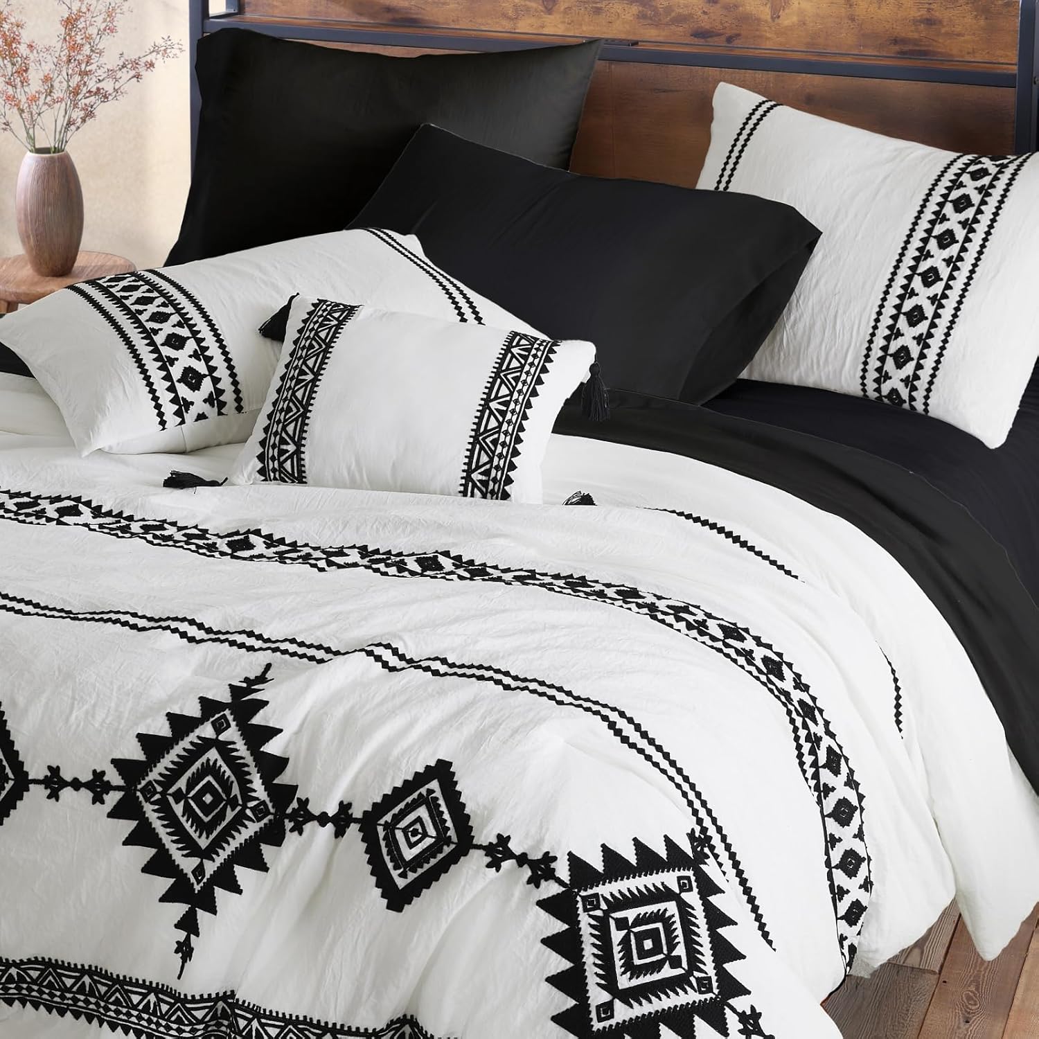 Detalle 1 de MaiRêve Embroidery Comforter Set Queen 90x90