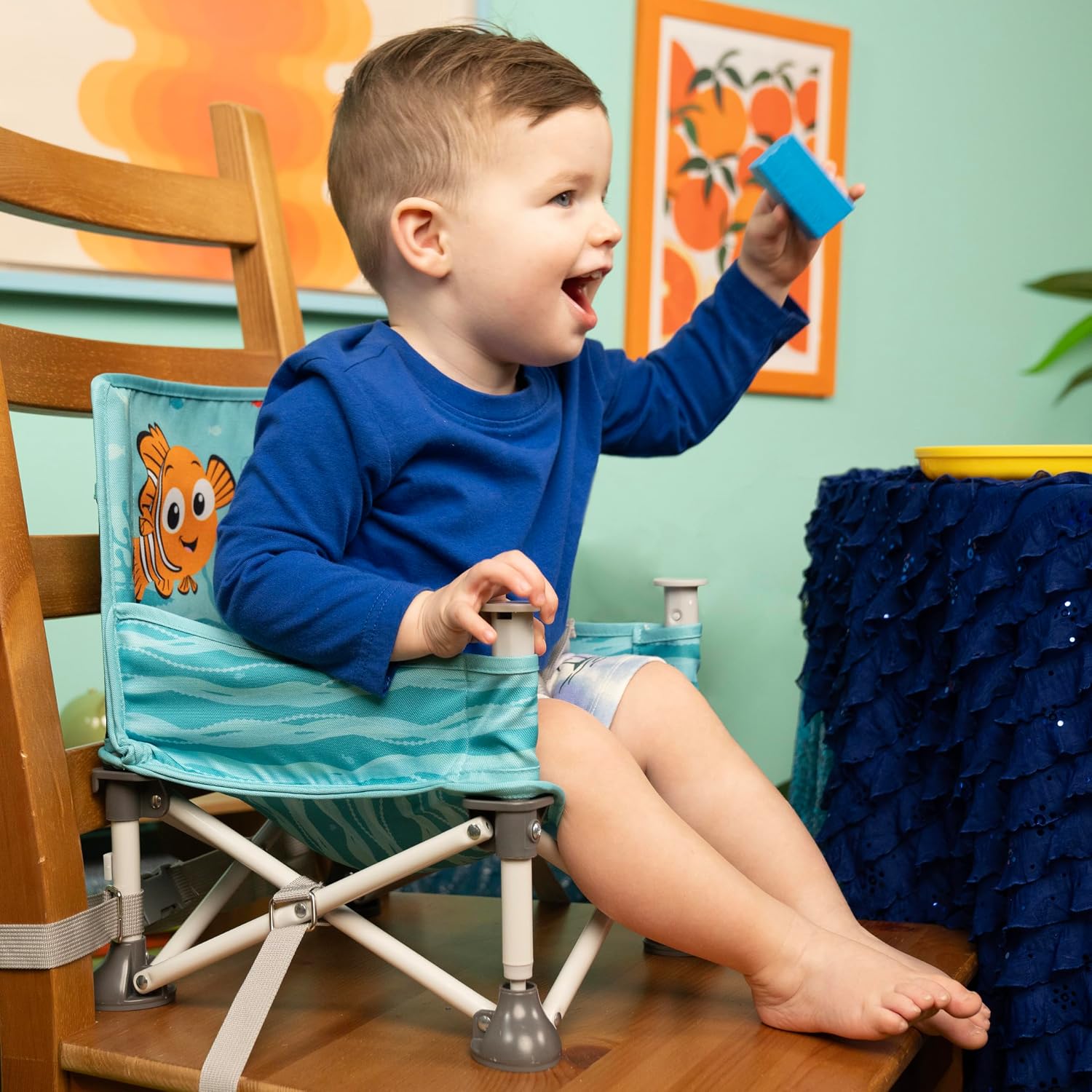 Thumbnail 6 de Bright Starts Pop 'N Sit Disney Finding Nemo – portabel golvsits med bricka