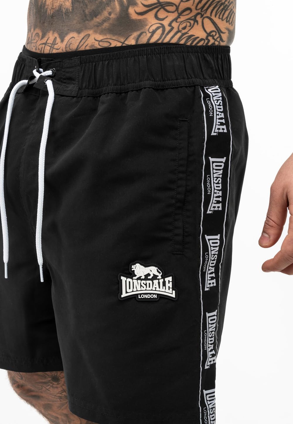 Detalle de Lonsdale London KIRBUSTER Homme Short de Bain Noir – Style streetwear et confort