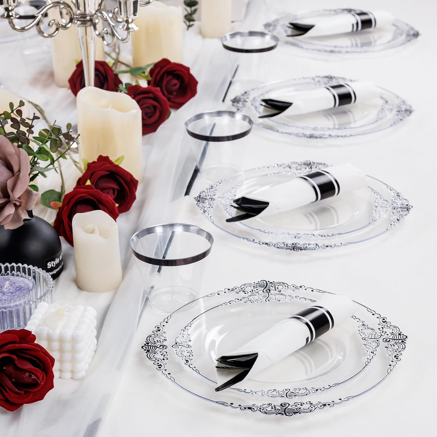 Detalle de Hioasis 350pcs Clear and Black Plates — Black Baroque Party Set for 50 Guests