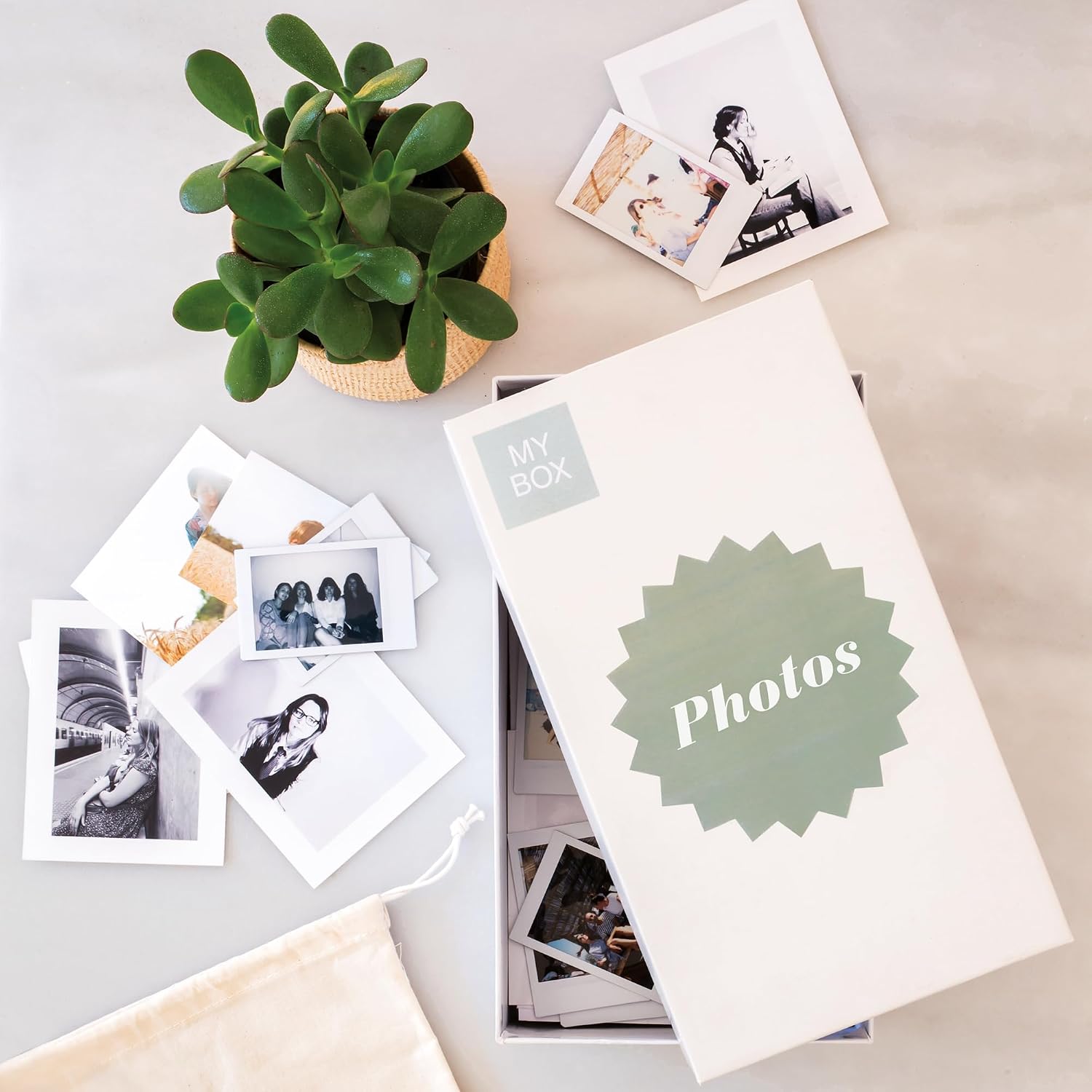 Detalle de APLI PhotoBright 4137 – błyszczący papier fotograficzny A4, 200 g/m², 60 arkuszy