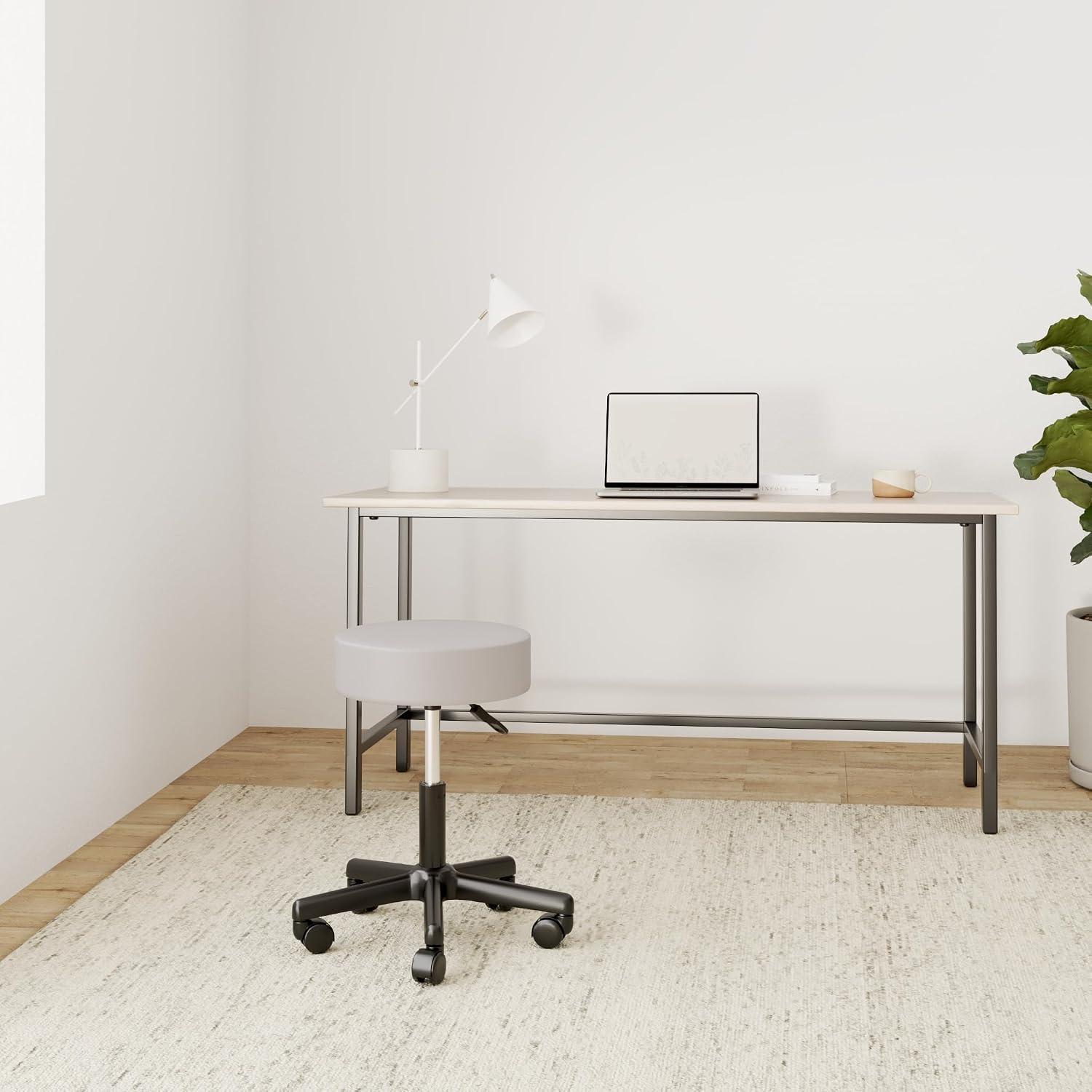Detalle 2 de TRESKO Rollhocker höhenverstellbar Beige bis 150 kg – 360° Drehhocker mit Rollen