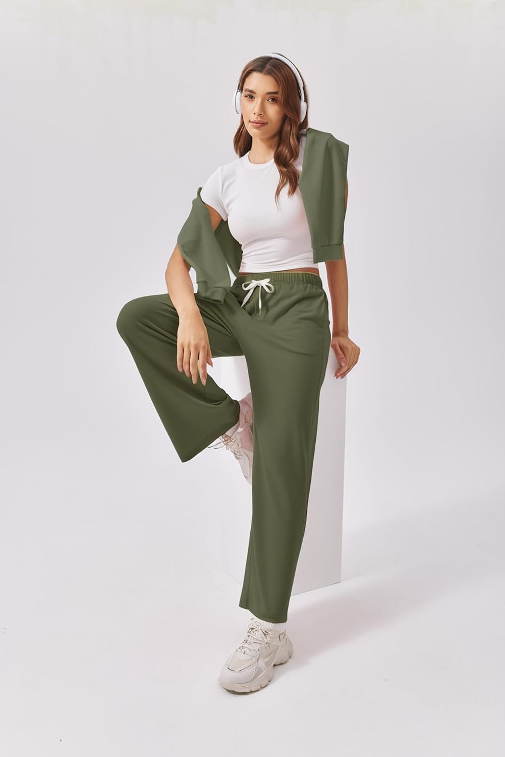 Detalle 2 de PINSPARK women’s joggers with pockets
