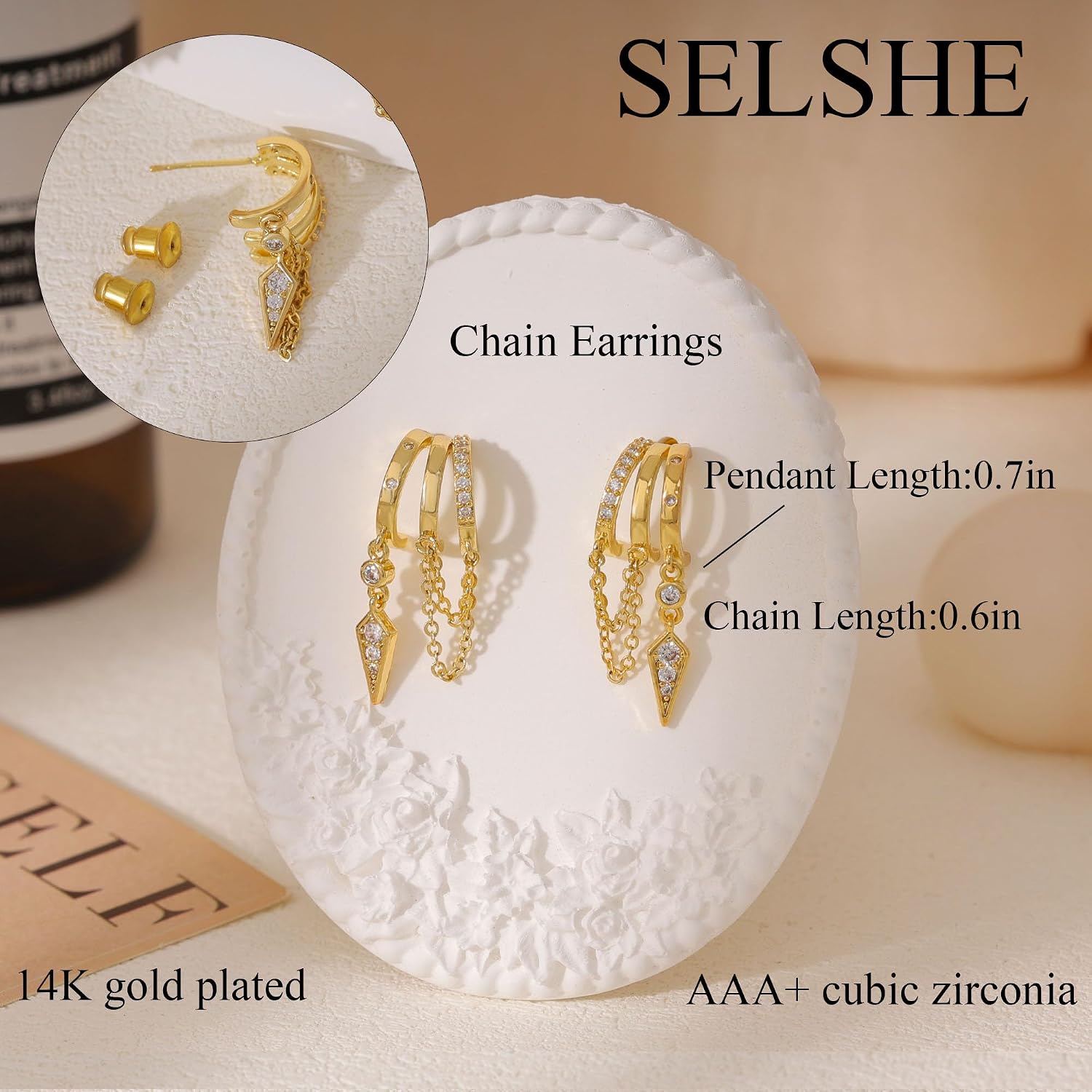 Detalle de SELSHE Dangle Earrings in Brass