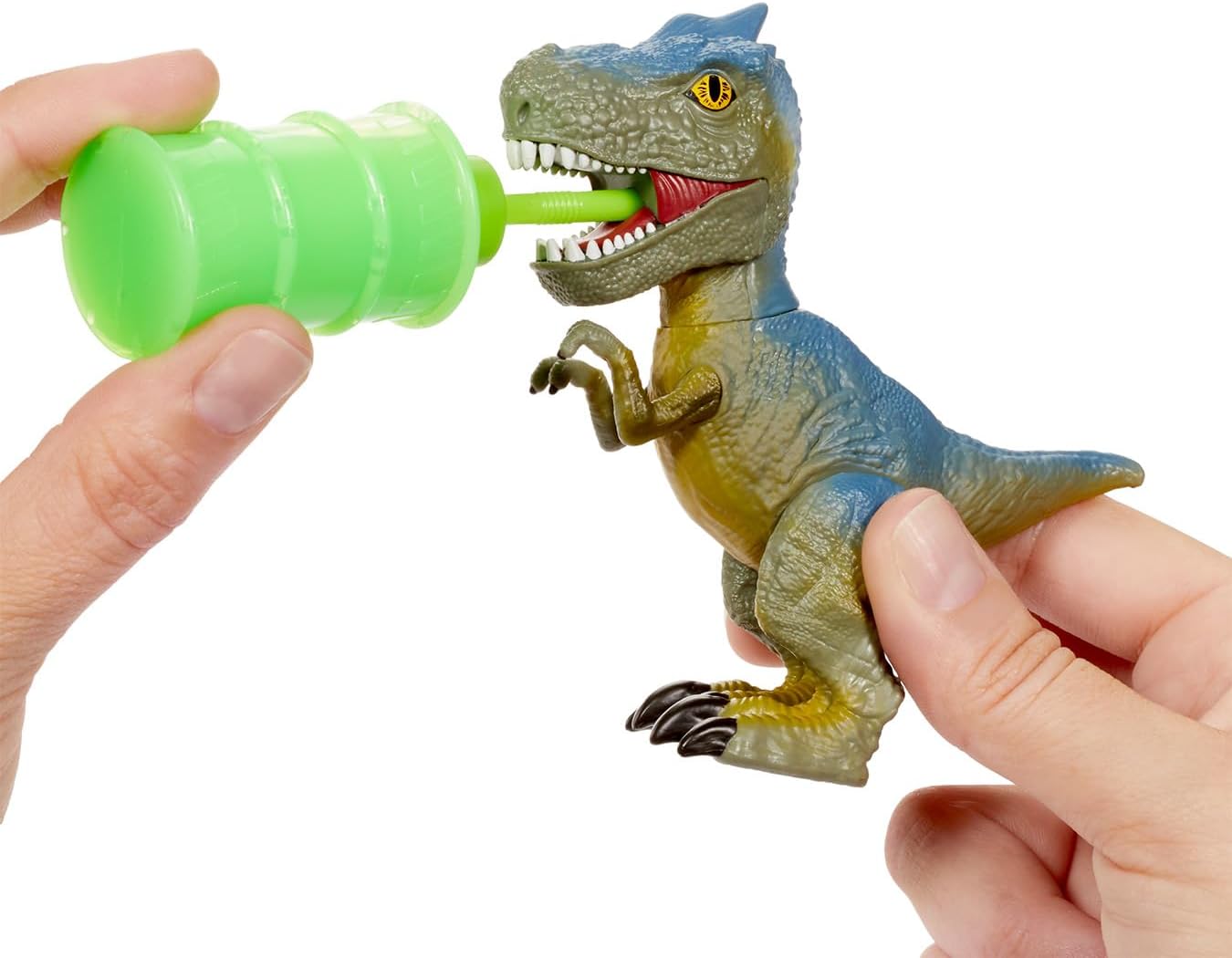 Detalle 2 de MGA Entertainment Gross-a-Saurus Dino toys