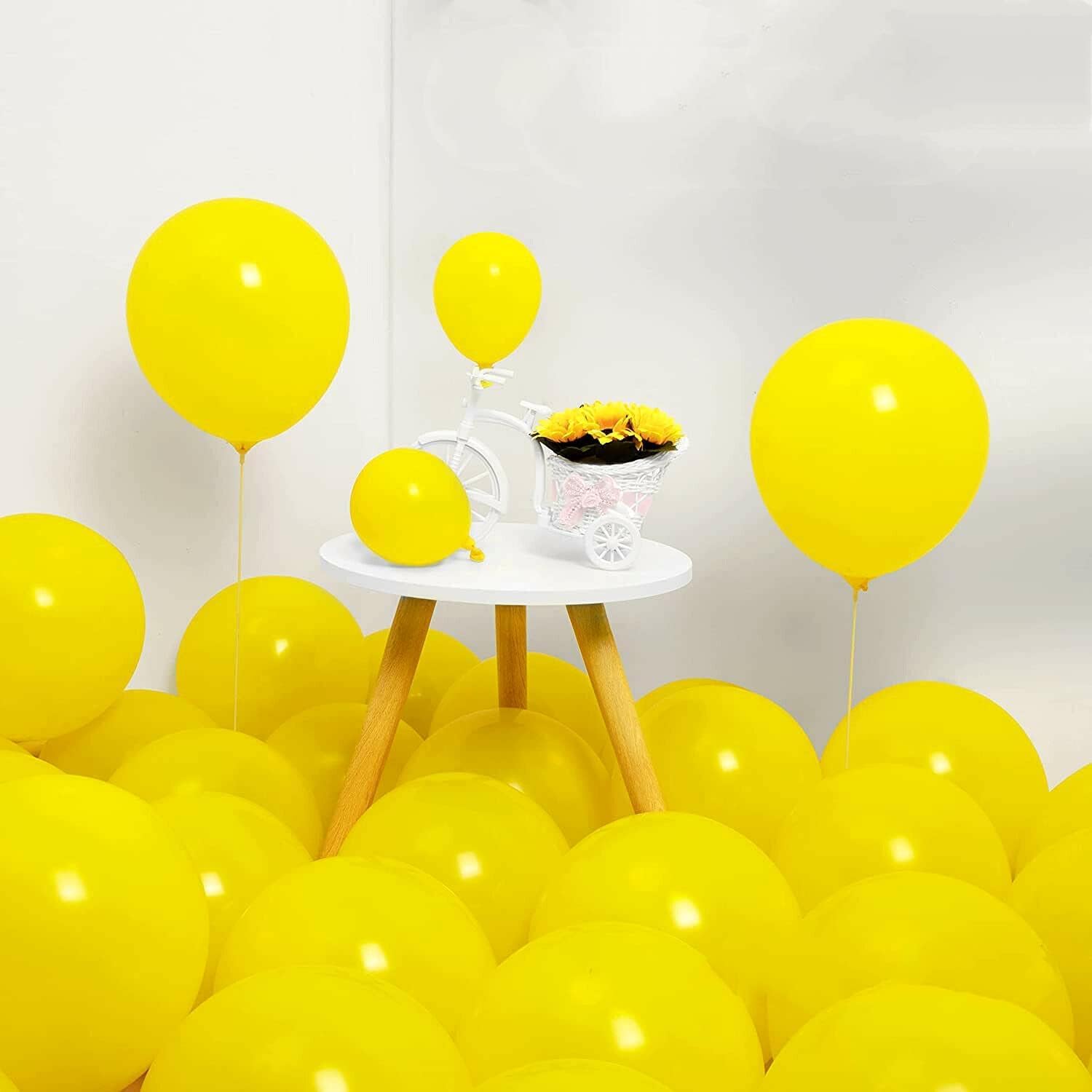 Detalle 1 de Kelfara Yellow 12 Inch Latex Balloons
